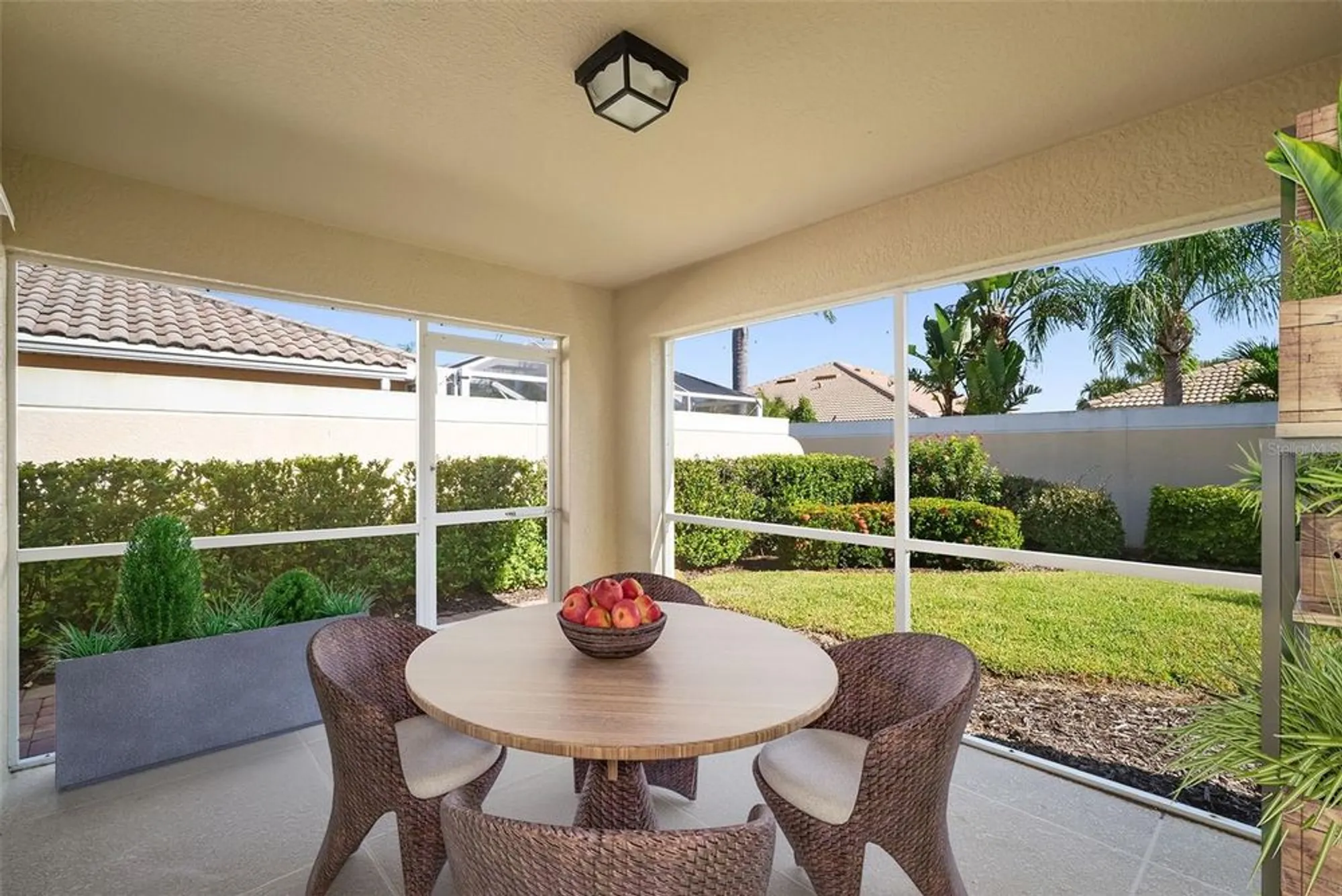 Property Slideshow image 12 of 30 | 11624 garessio ln, Sarasota, FL, 34238