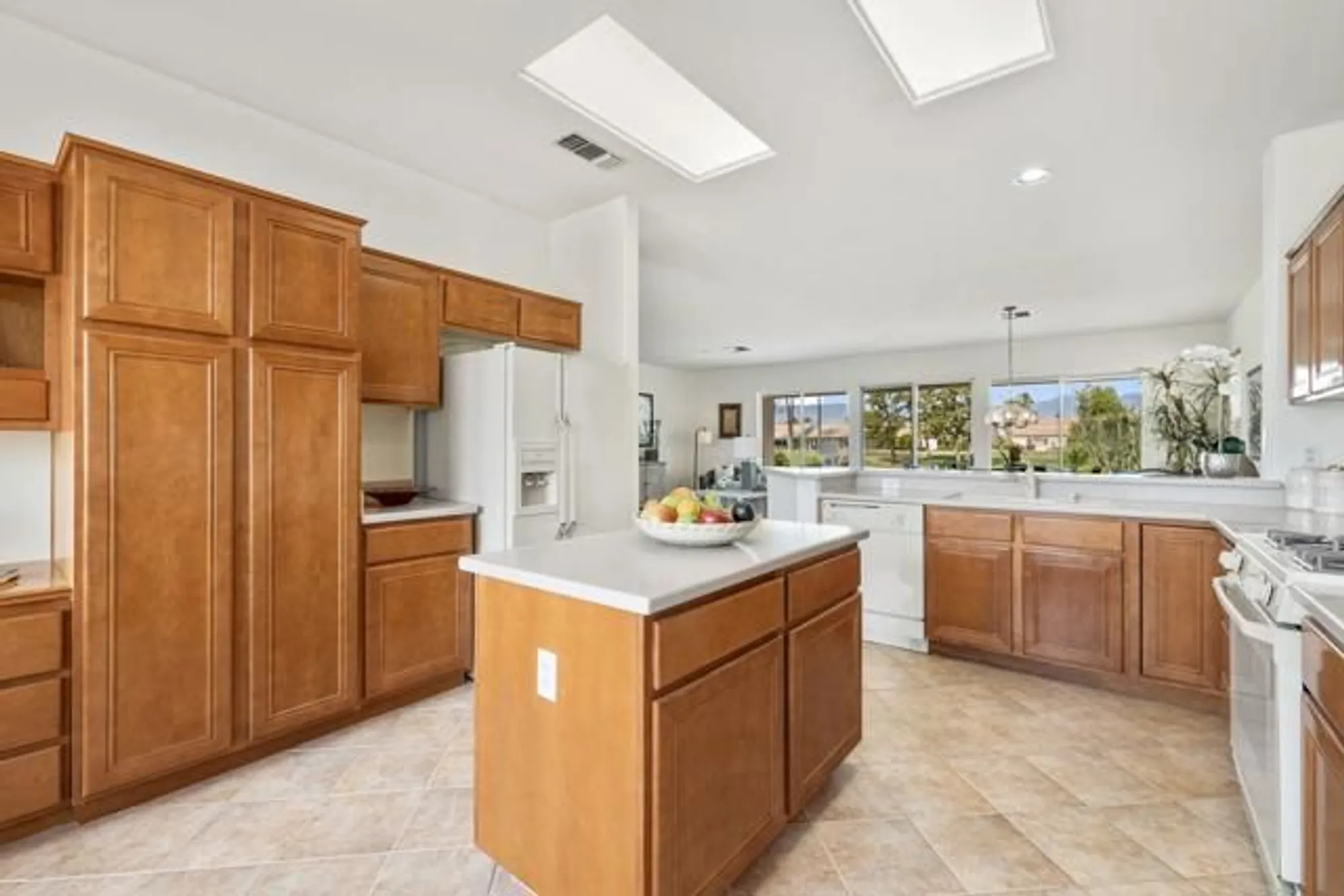 Property Slideshow image 20 of 51 | 38995 brandywine ave, Palm Desert, CA, 92211