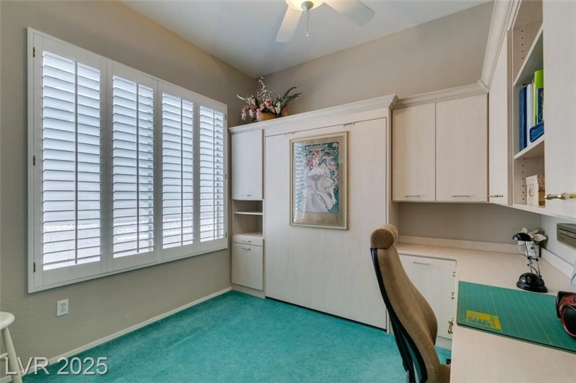 Property Slideshow image 22 of 34 | 2112 king mesa dr, Henderson, NV, 89012