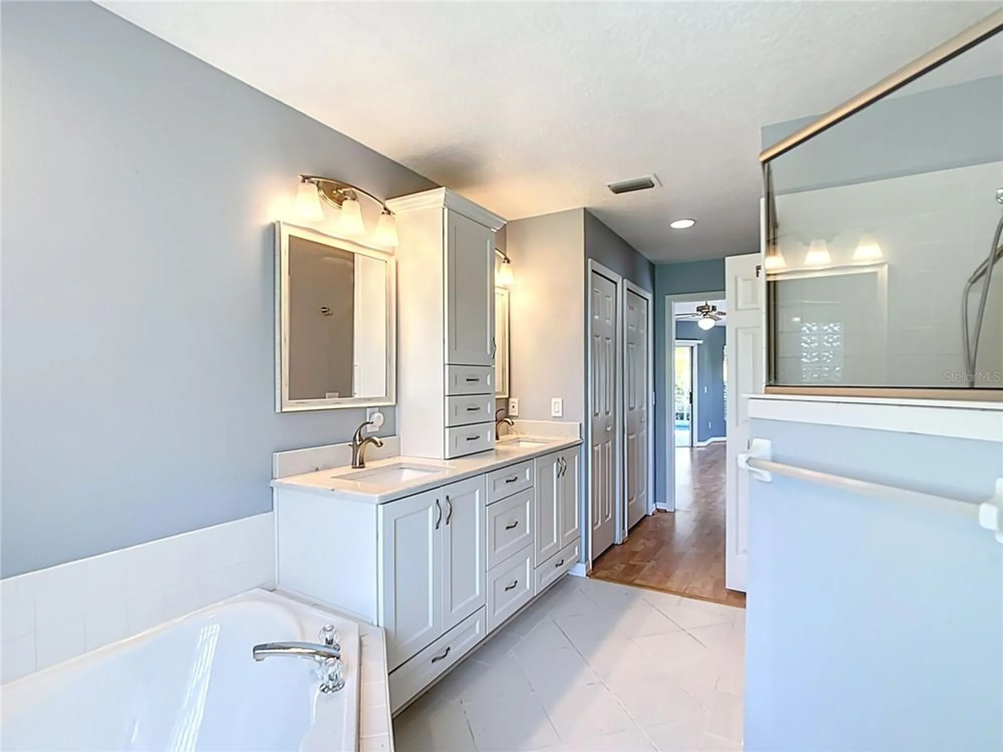 Property Slideshow image 23 of 41 | 5311 saddleback ct, Lady Lake, FL, 32159