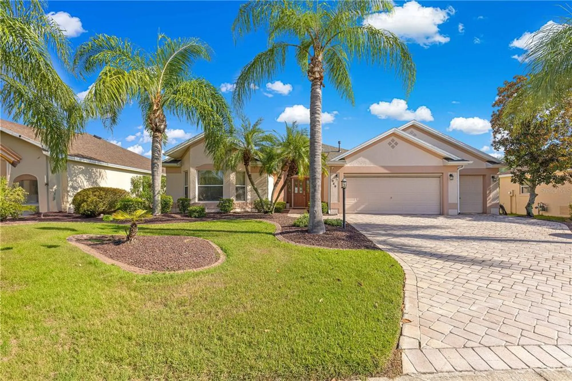 Property Slideshow image 3 of 51 | 949 isle of palms path, The Villages, FL, 32162