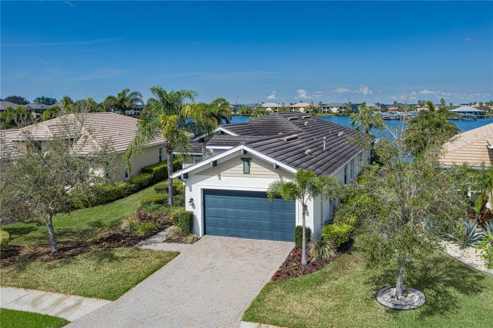 Property Slideshow image 53 of 56 | 5040 lake overlook ave, Bradenton, FL, 34208