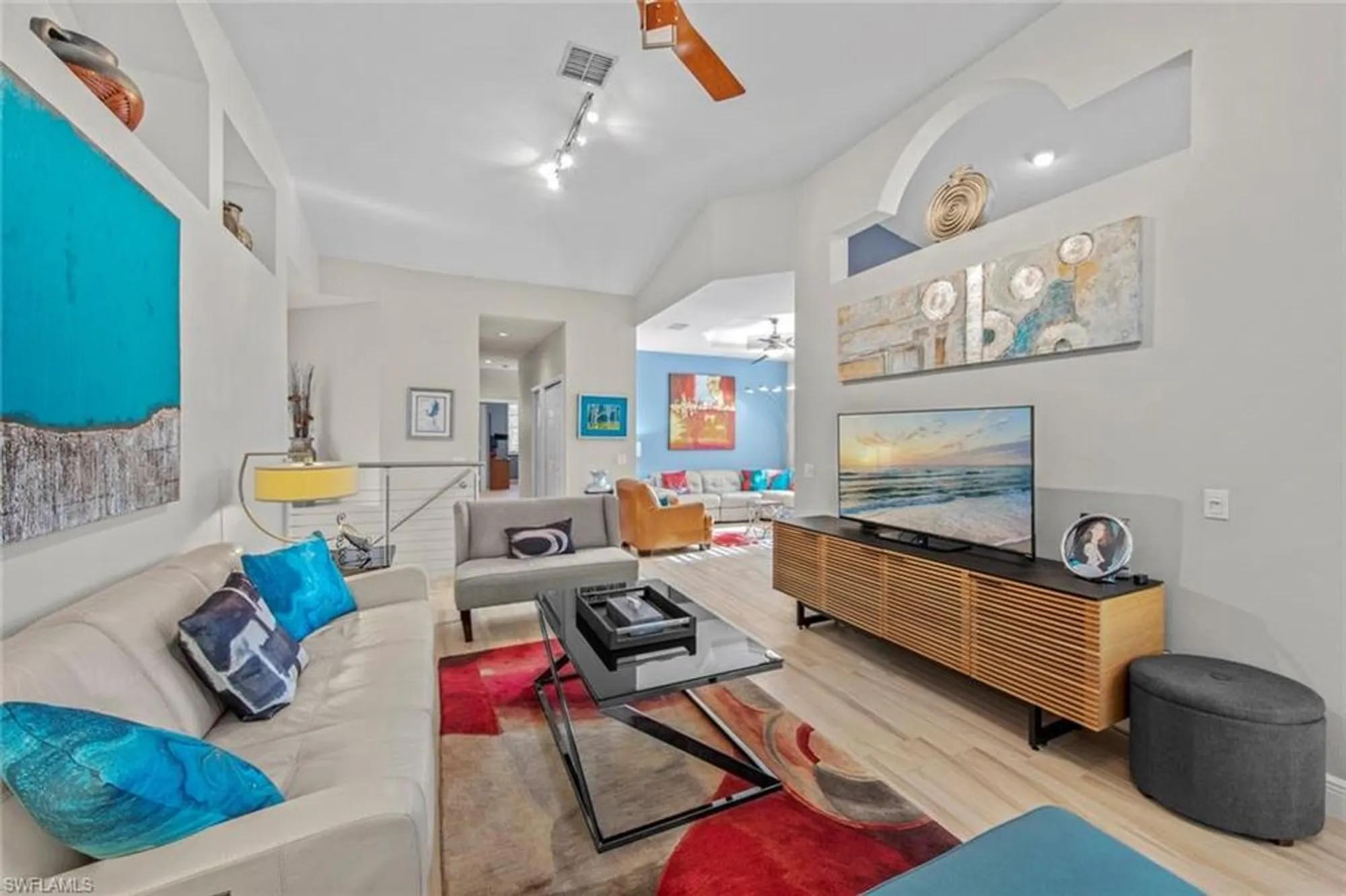 Property Slideshow image 10 of 40 | 27031 oakwood lake dr 201, Bonita Springs, FL, 34134