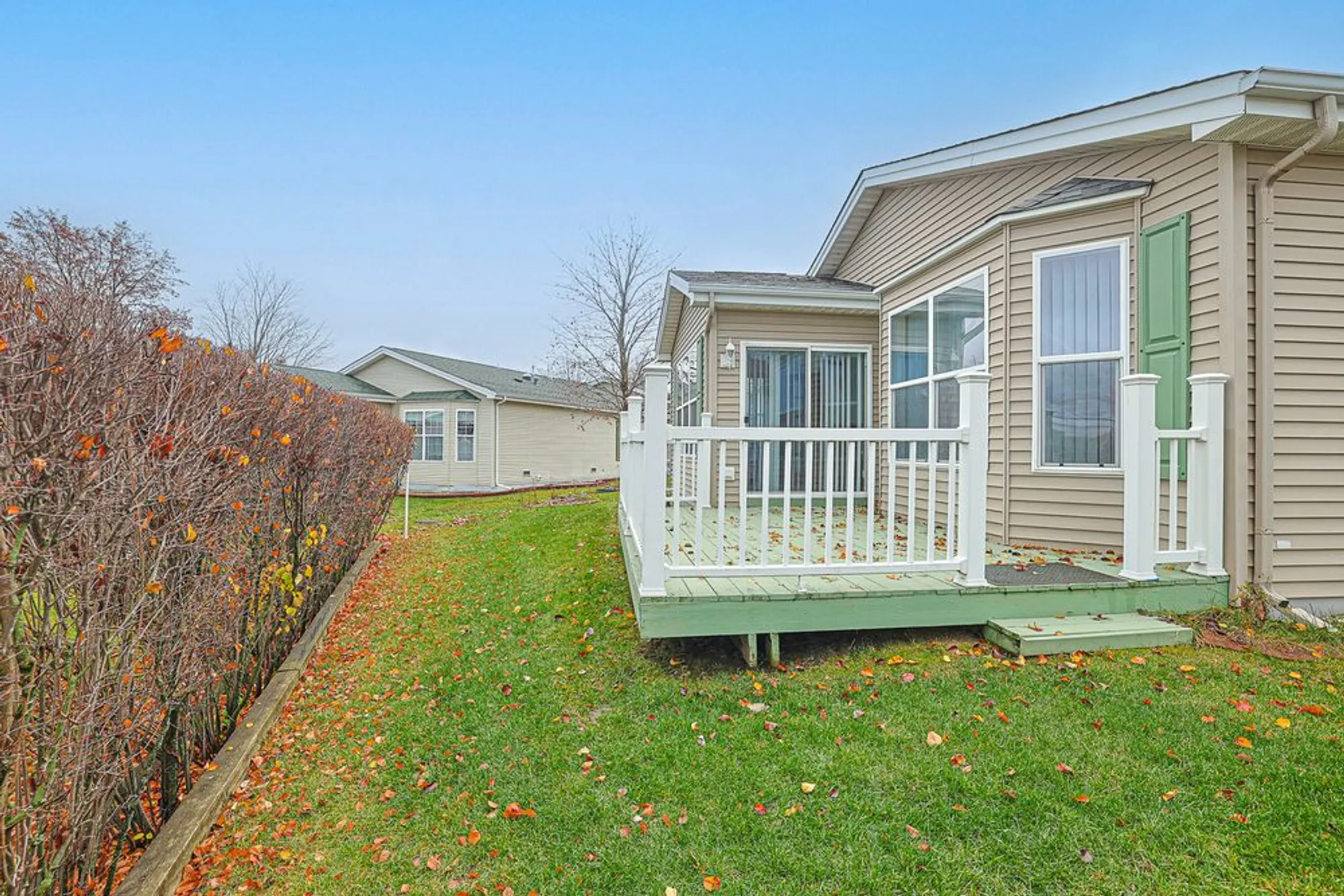 Property Slideshow image 22 of 32 | 3455 steeplechase way, Grayslake, IL, 60030