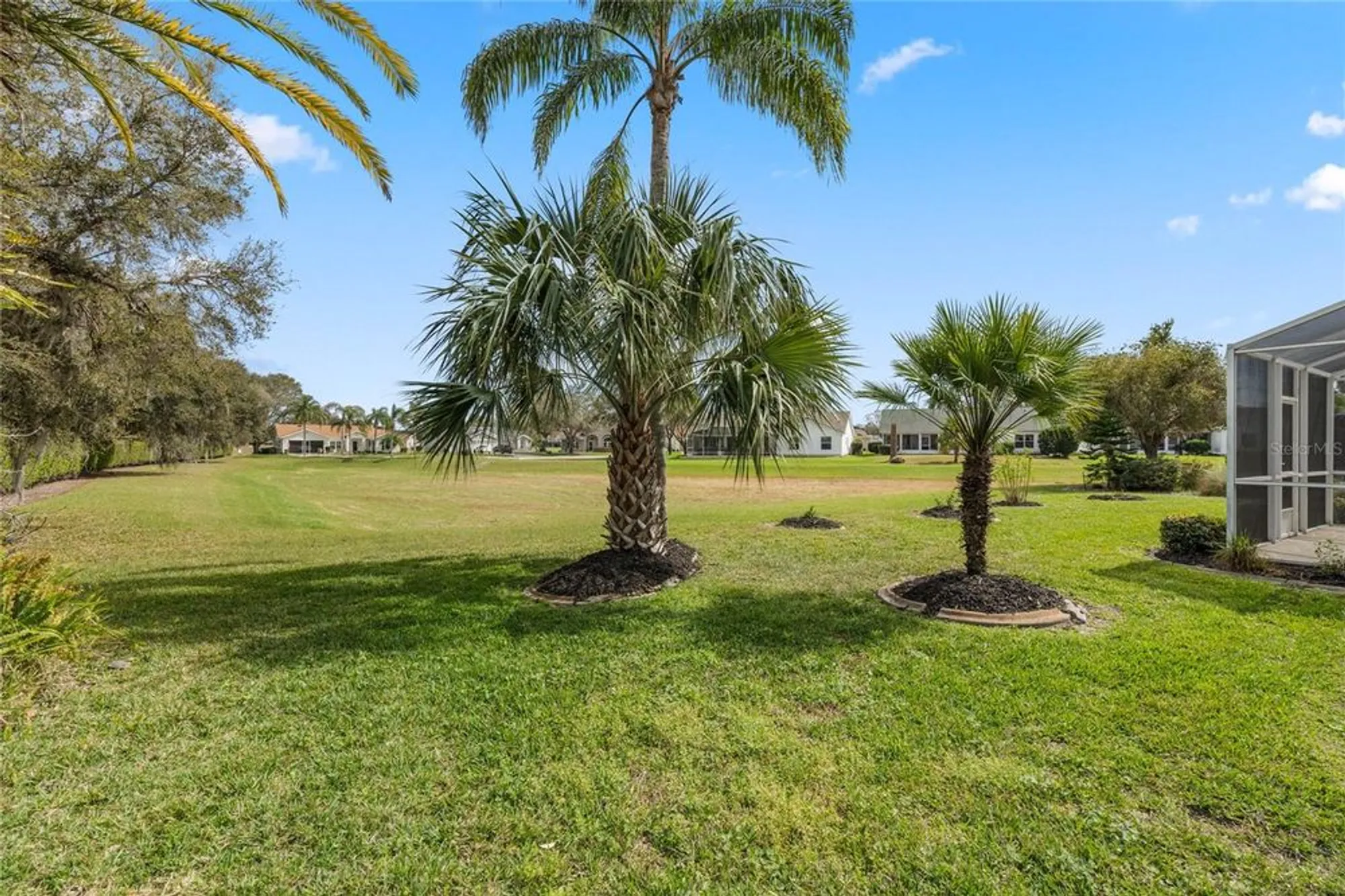 Property Slideshow image 35 of 59 | 25274 lost oak cir, Leesburg, FL, 34748