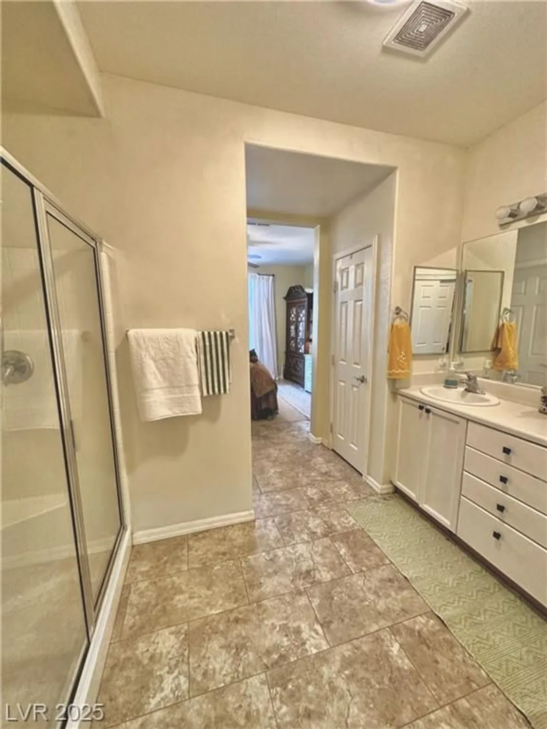 Property Slideshow image 24 of 57 | 4534 regalo bello st, Las Vegas, NV, 89135