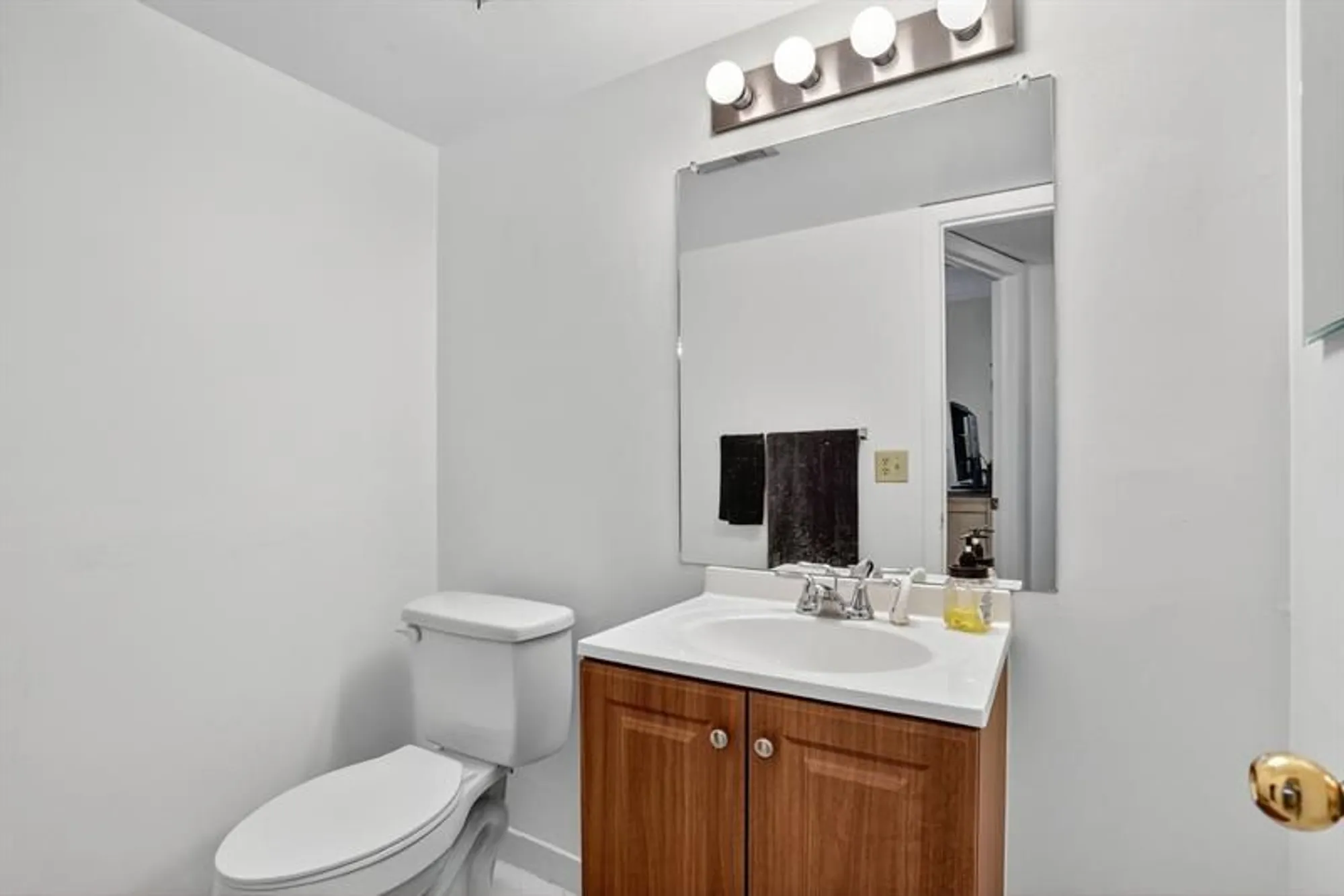 Property Slideshow image 14 of 40 | 6650 royal palm blvd apt 203, Margate, FL, 33063