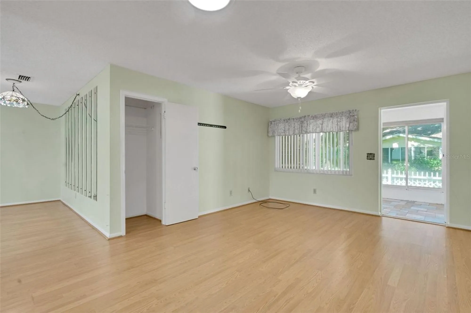 Property Slideshow image 10 of 39 | 8723 sw 93rd ln a, Ocala, FL, 34481