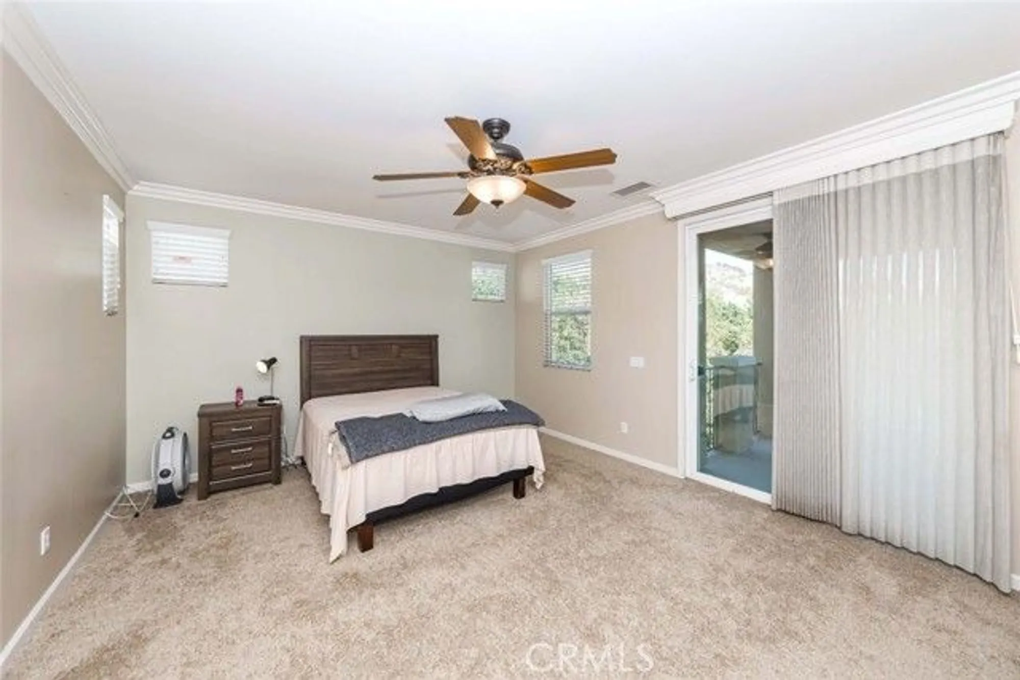 Property Slideshow image 8 of 28 | 8834 cuyamaca st, Corona, CA, 92883