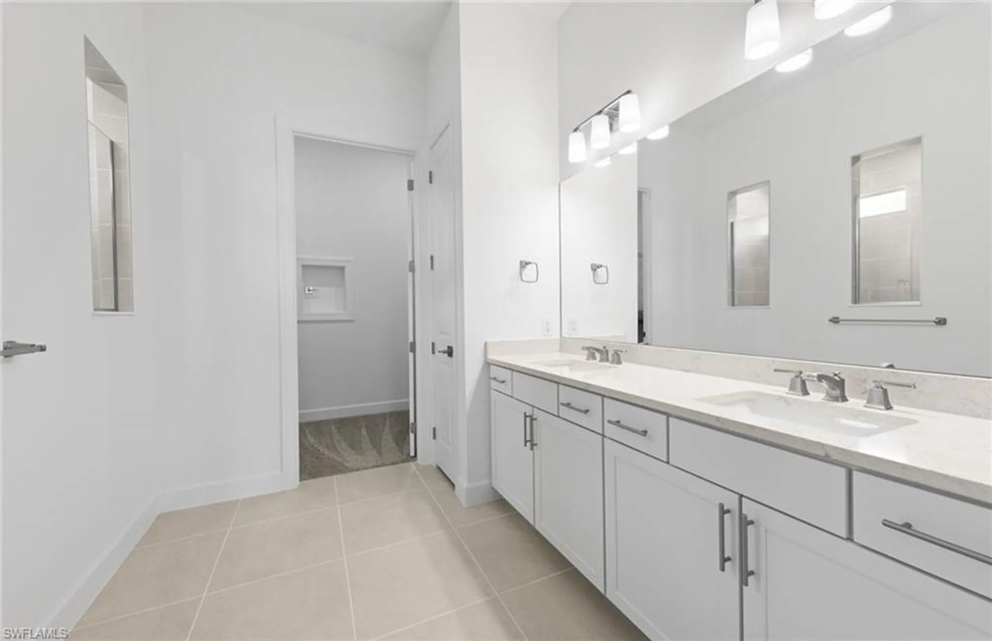 Property Slideshow image 12 of 30 | 12611 quartz dr, Alva, FL, 33920