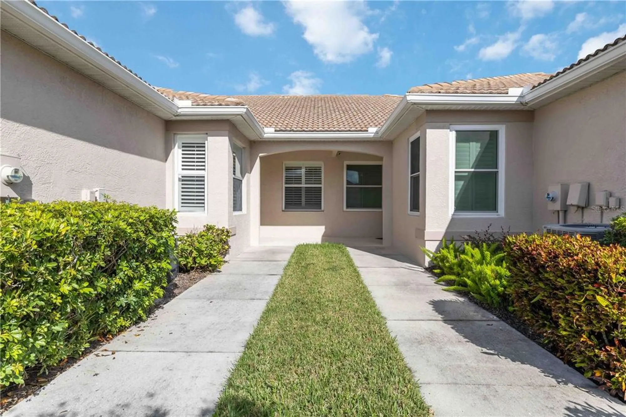 Property Slideshow image 38 of 39 | 4209 cascade falls dr, Sarasota, FL, 34243