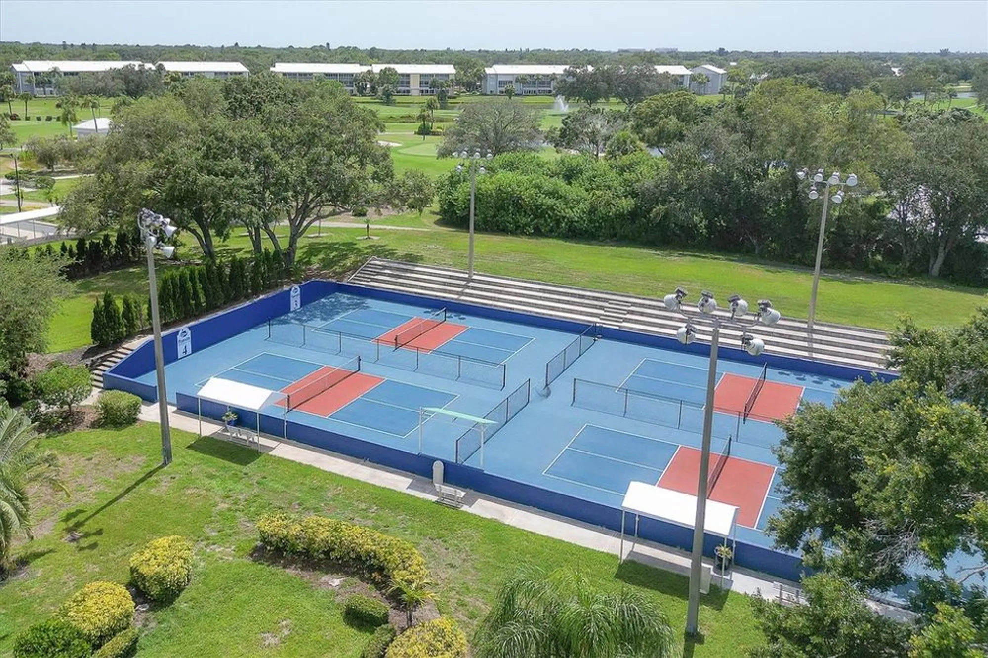 Property Slideshow image 38 of 51 | 119 woodbridge dr unit 102, Venice, FL, 34293