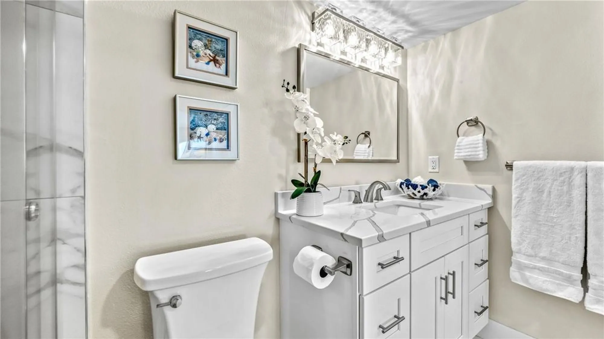 Property Slideshow image 38 of 58 | 20 whispering sands dr 1205, Sarasota, FL, 34242