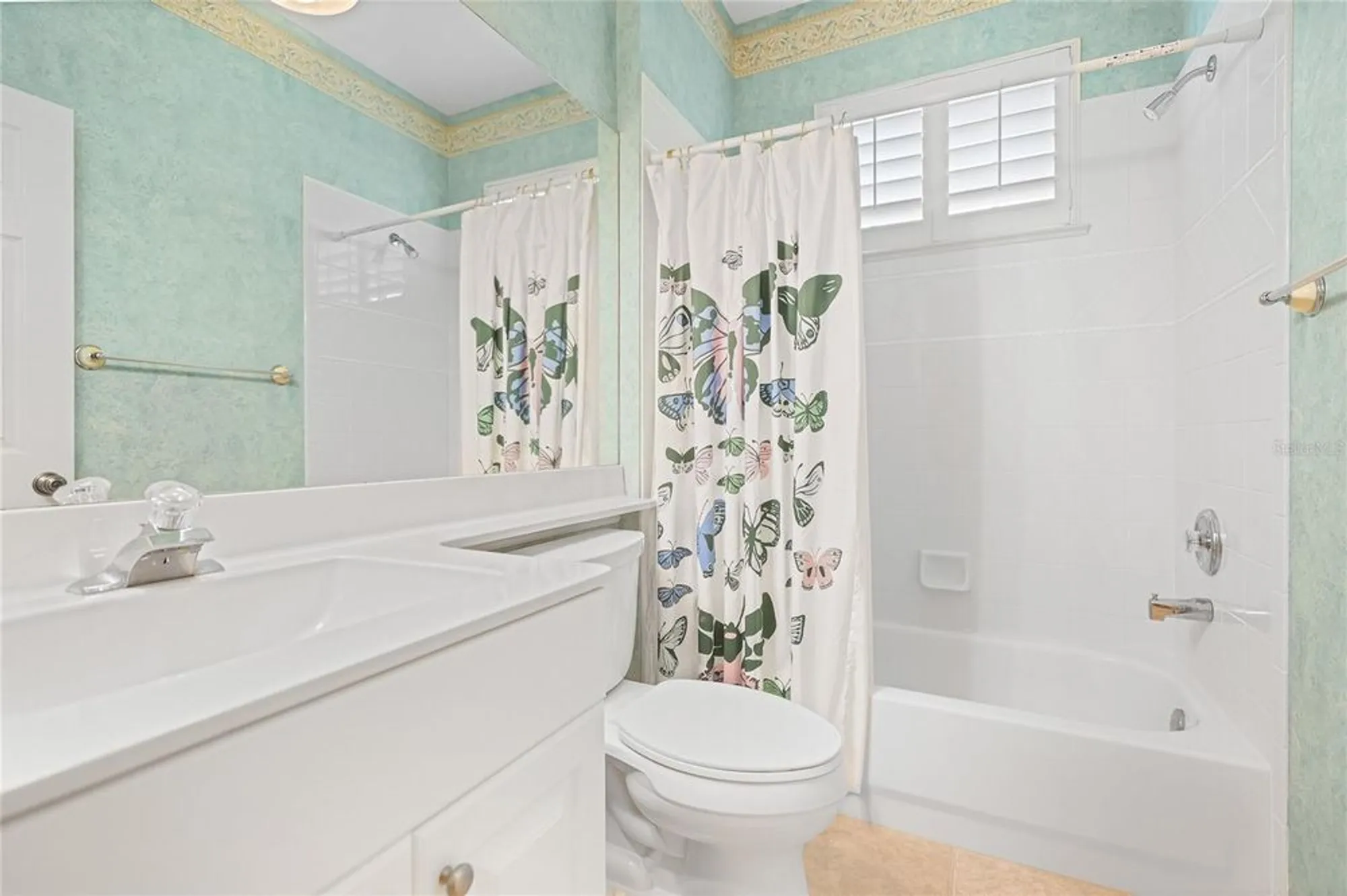 Property Slideshow image 23 of 51 | 875 chalmers dr 11, Venice, FL, 34293