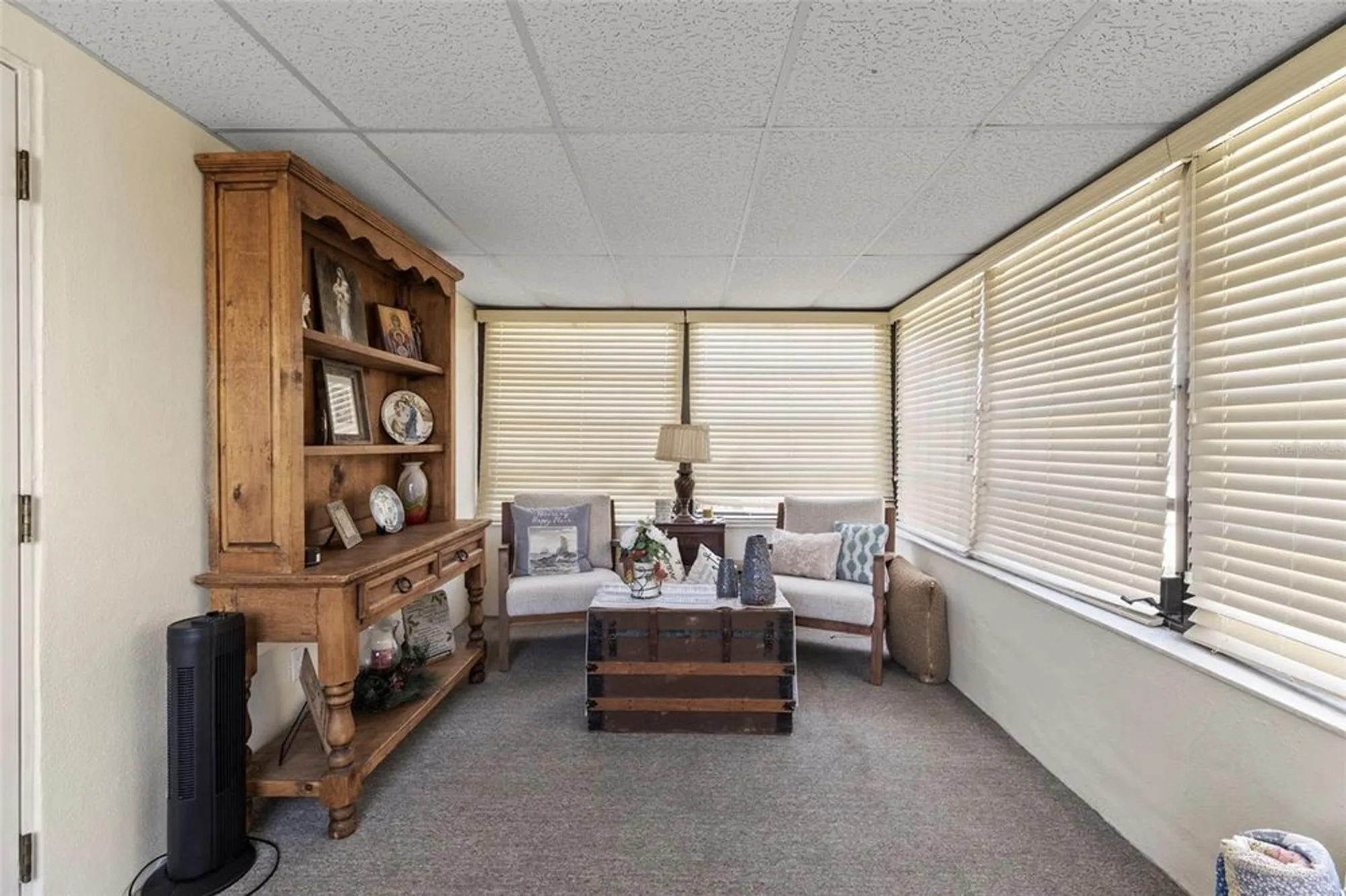 Property Slideshow image 19 of 32 | 2735 sherbrooke ln d, Palm Harbor, FL, 34684