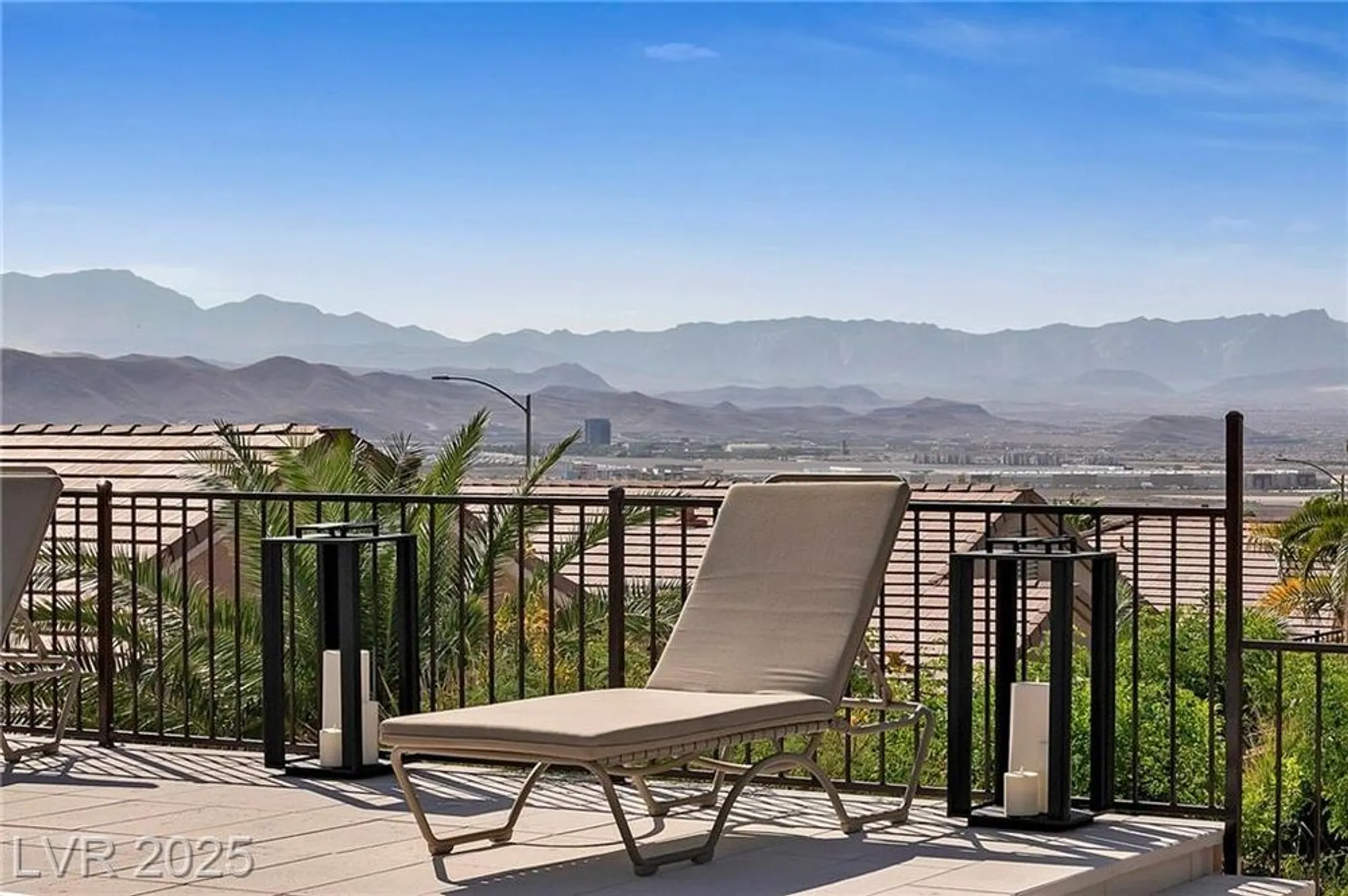Property Slideshow image 48 of 56 | 1999 oliver springs st, Henderson, NV, 89052