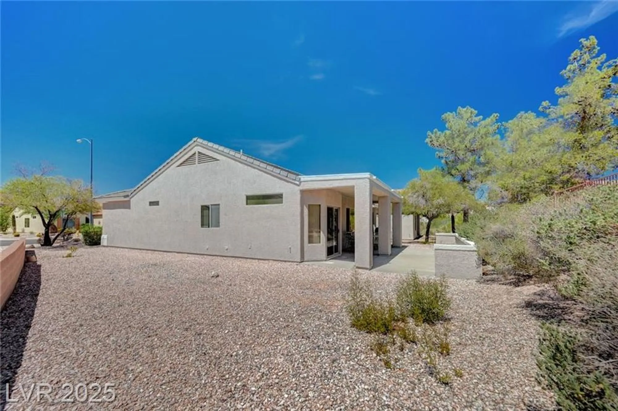 Property Slideshow image 33 of 60 | 580 carmel mesa dr, Henderson, NV, 89012