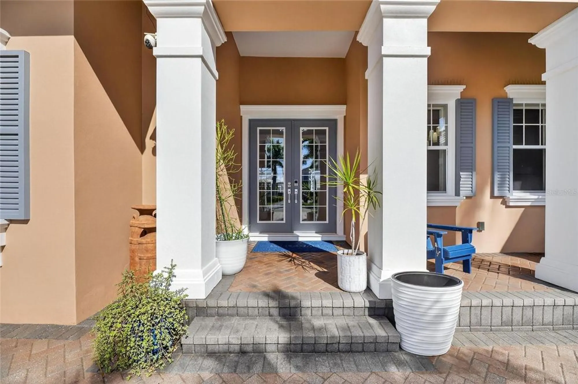 Property Slideshow image 6 of 99 | 719 islebay dr, Apollo Beach, FL, 33572