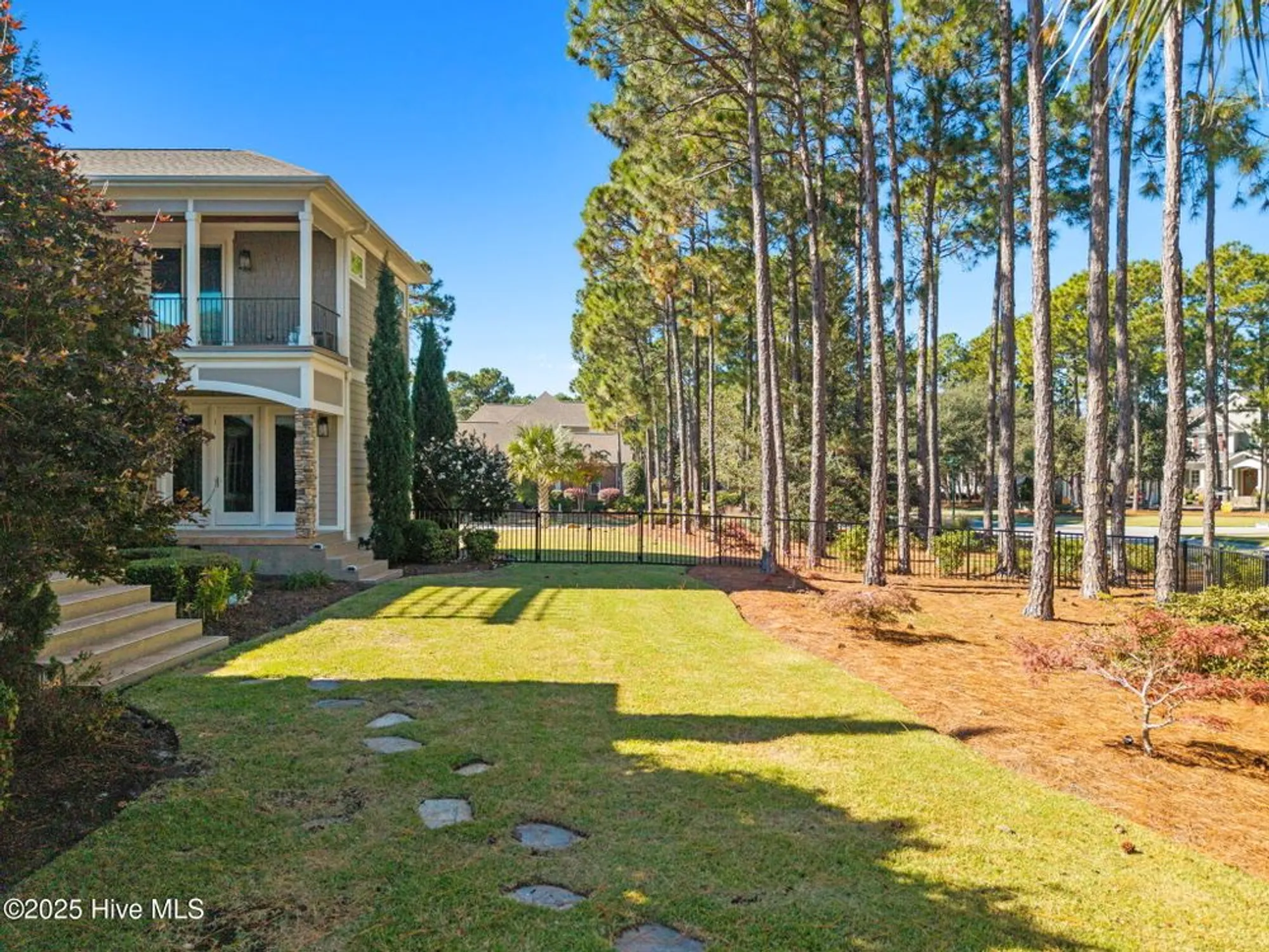 Property Slideshow image 6 of 129 | 4111 wyndmere dr, Southport, NC, 28461