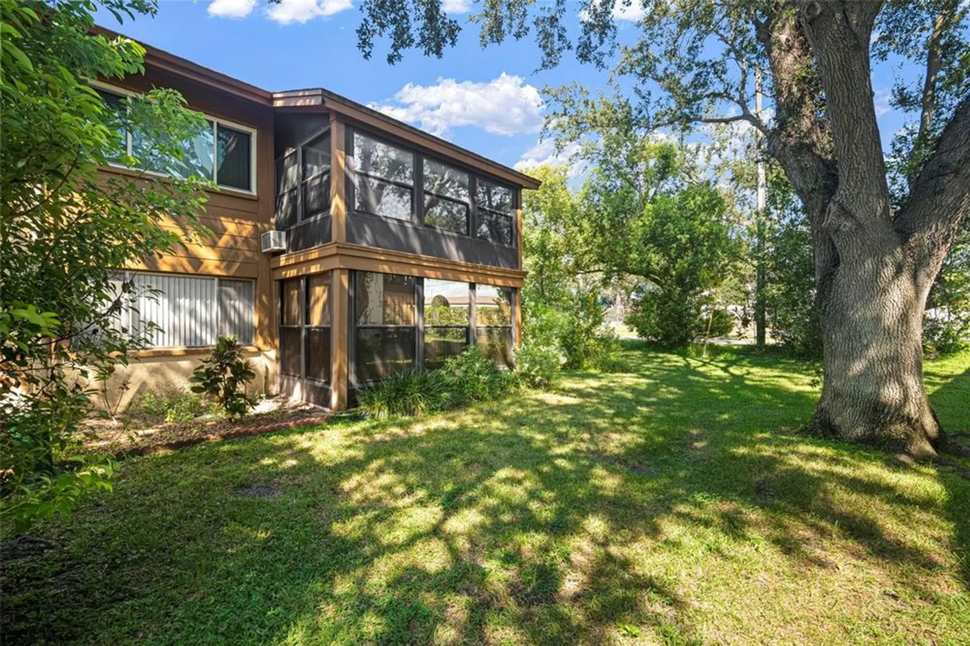 Property Slideshow image 6 of 30 | 4446 chart ct, New Port Richey, FL, 34652