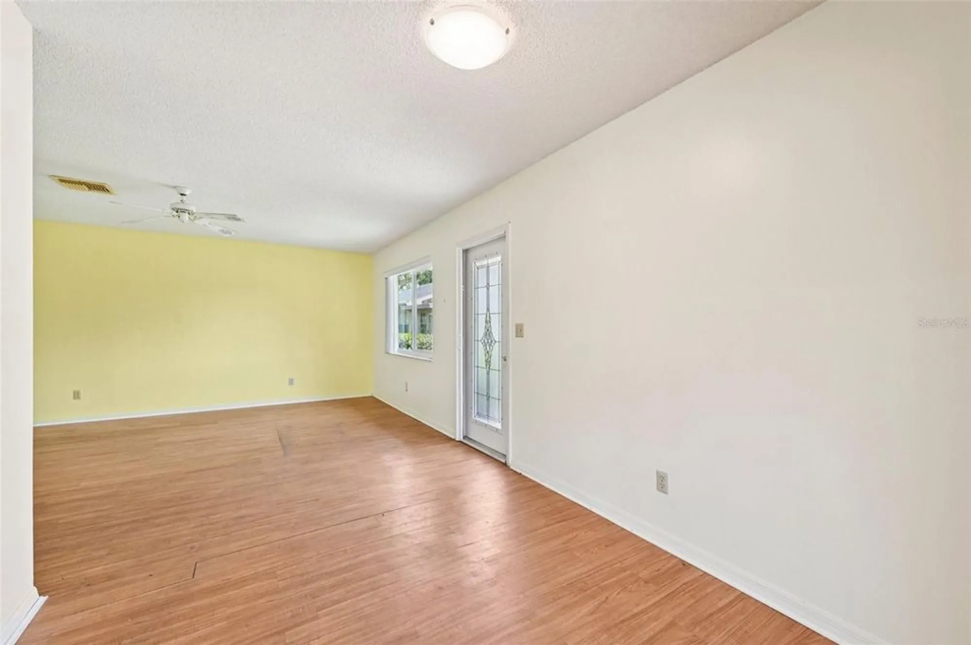 Property Slideshow image 10 of 59 | 1908 canterbury ln 25, Sun City Center, FL, 33573