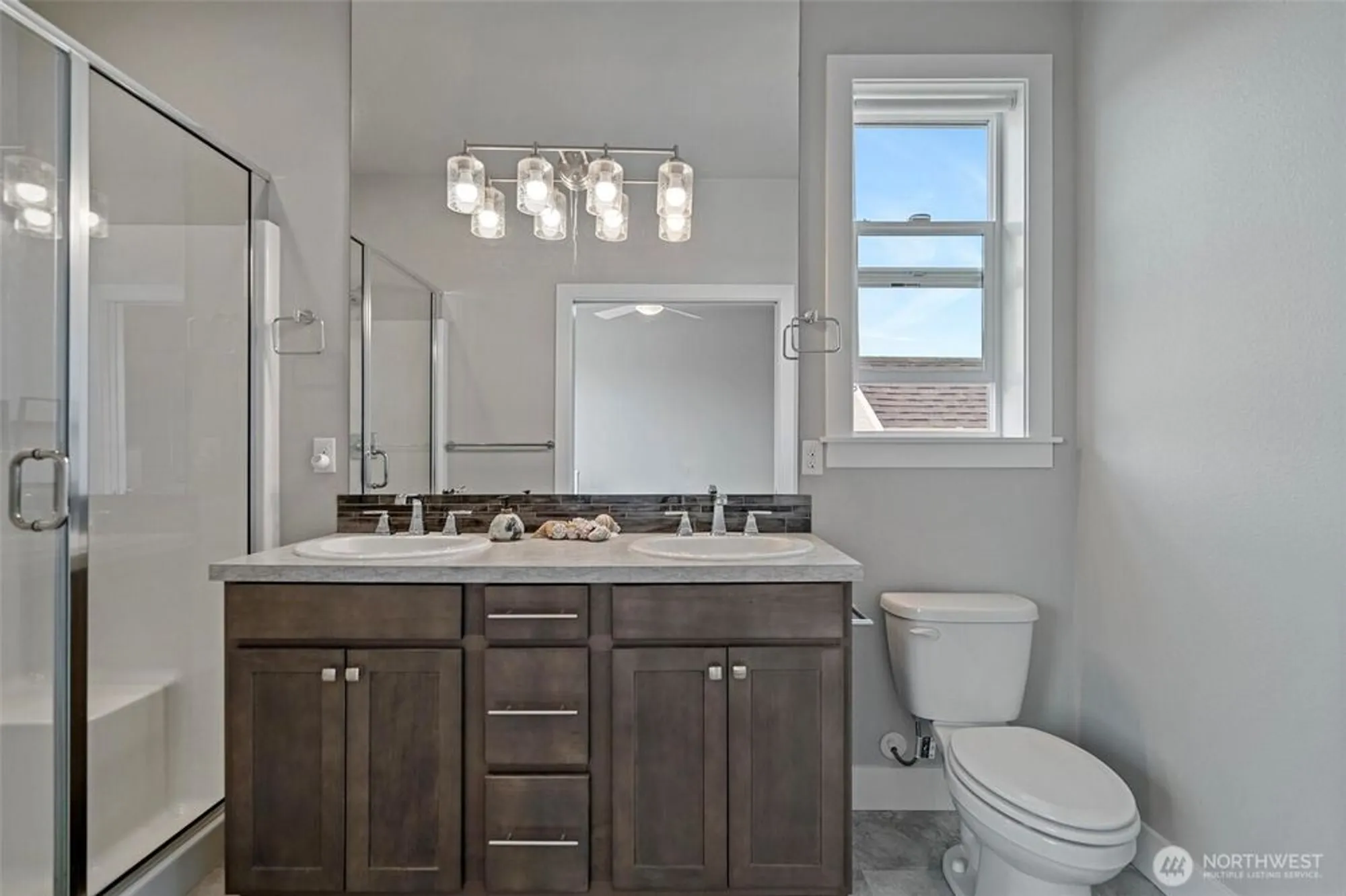 Property Slideshow image 31 of 40 | 112 madrona ln, Orting, WA, 98360