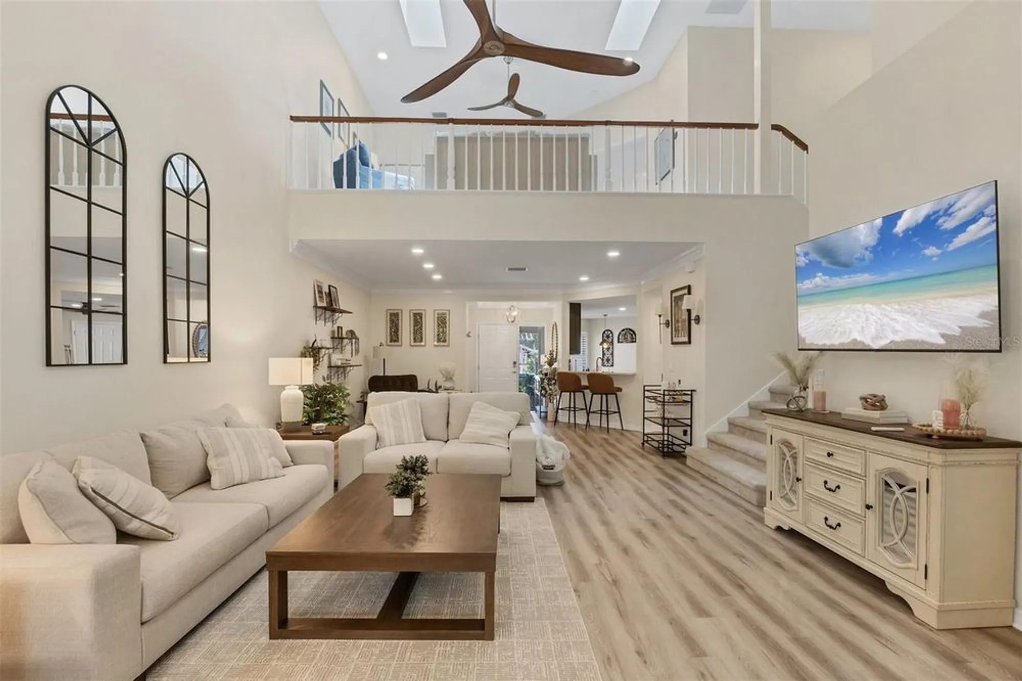 Property Slideshow image 10 of 66 | 1719 starling dr # 1719, Sarasota, FL, 34231