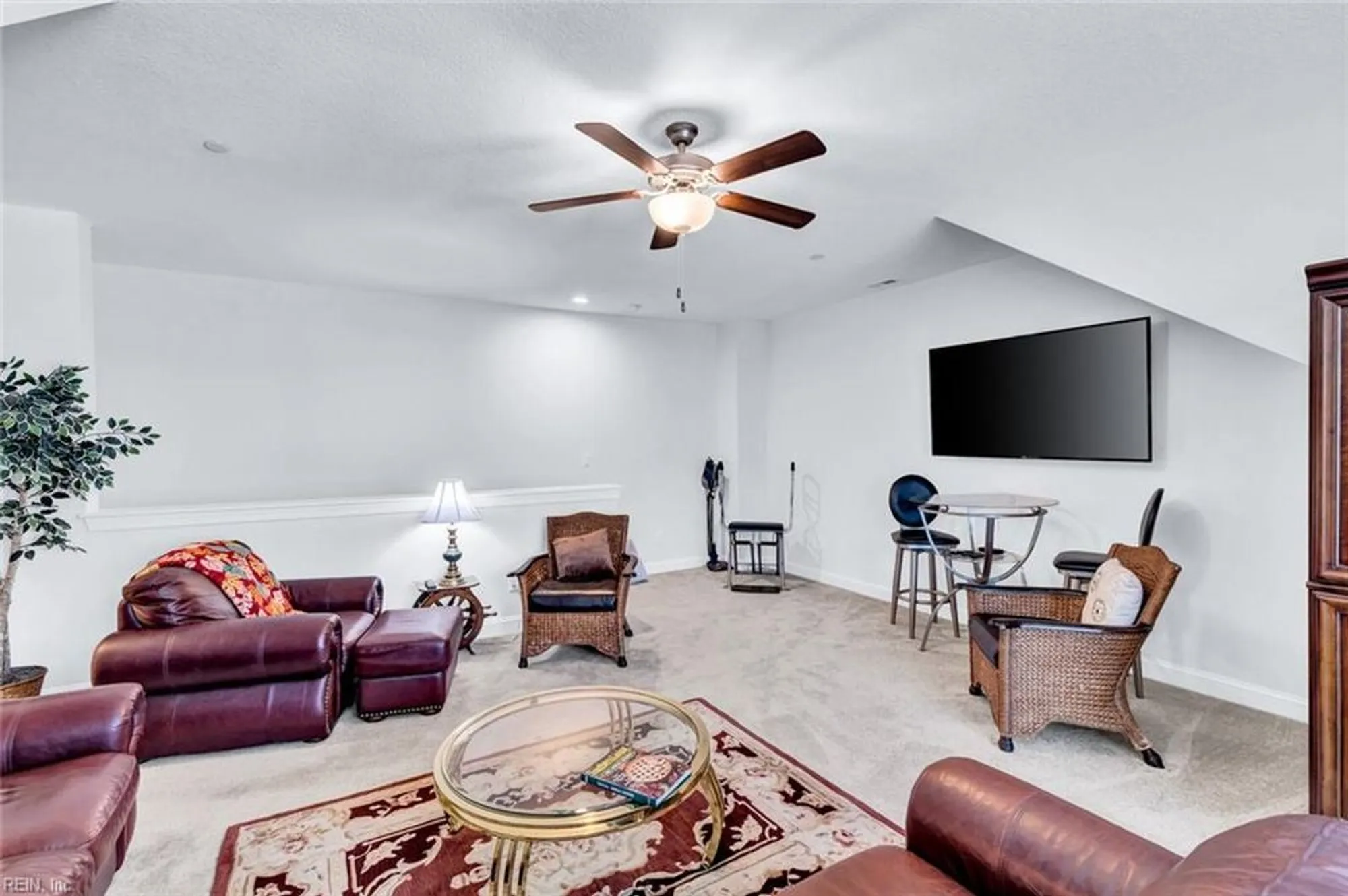 Property Slideshow image 34 of 36 | 936 biltmore way # 37, Chesapeake, VA, 23320