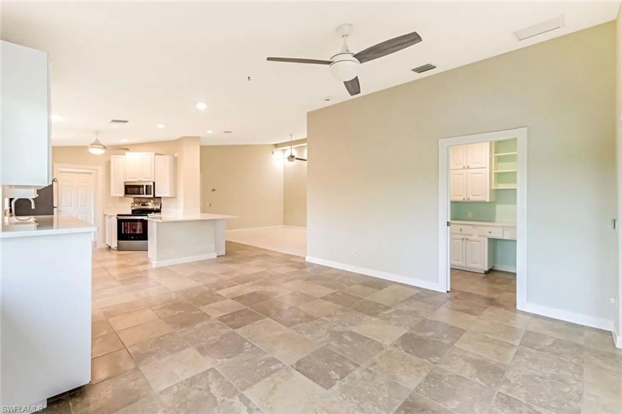 Property Slideshow image 17 of 43 | 28839 vermillion ln, Bonita Springs, FL, 34135