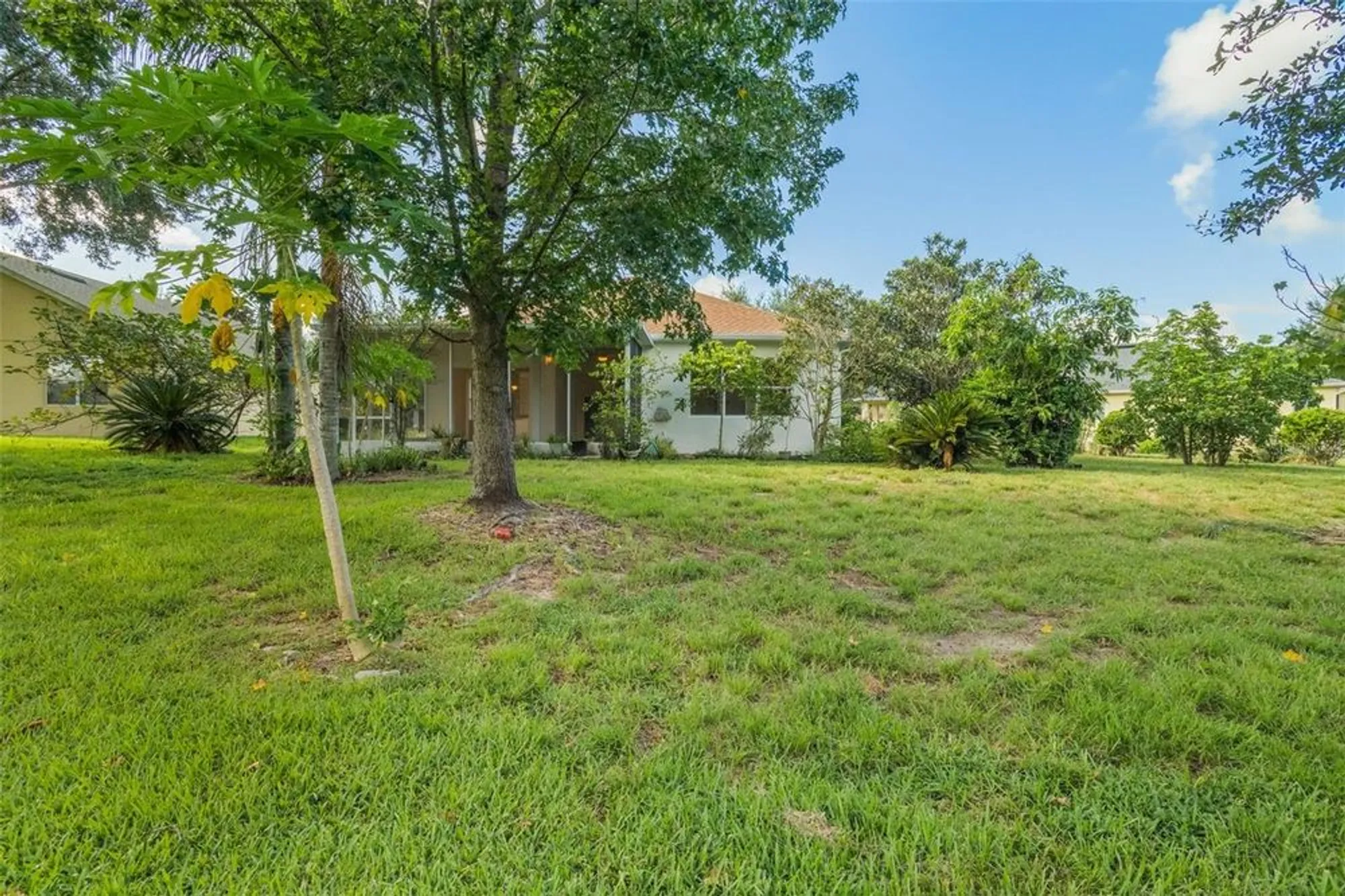 Property Slideshow image 33 of 50 | 103 crescent moon dr, Groveland, FL, 34736