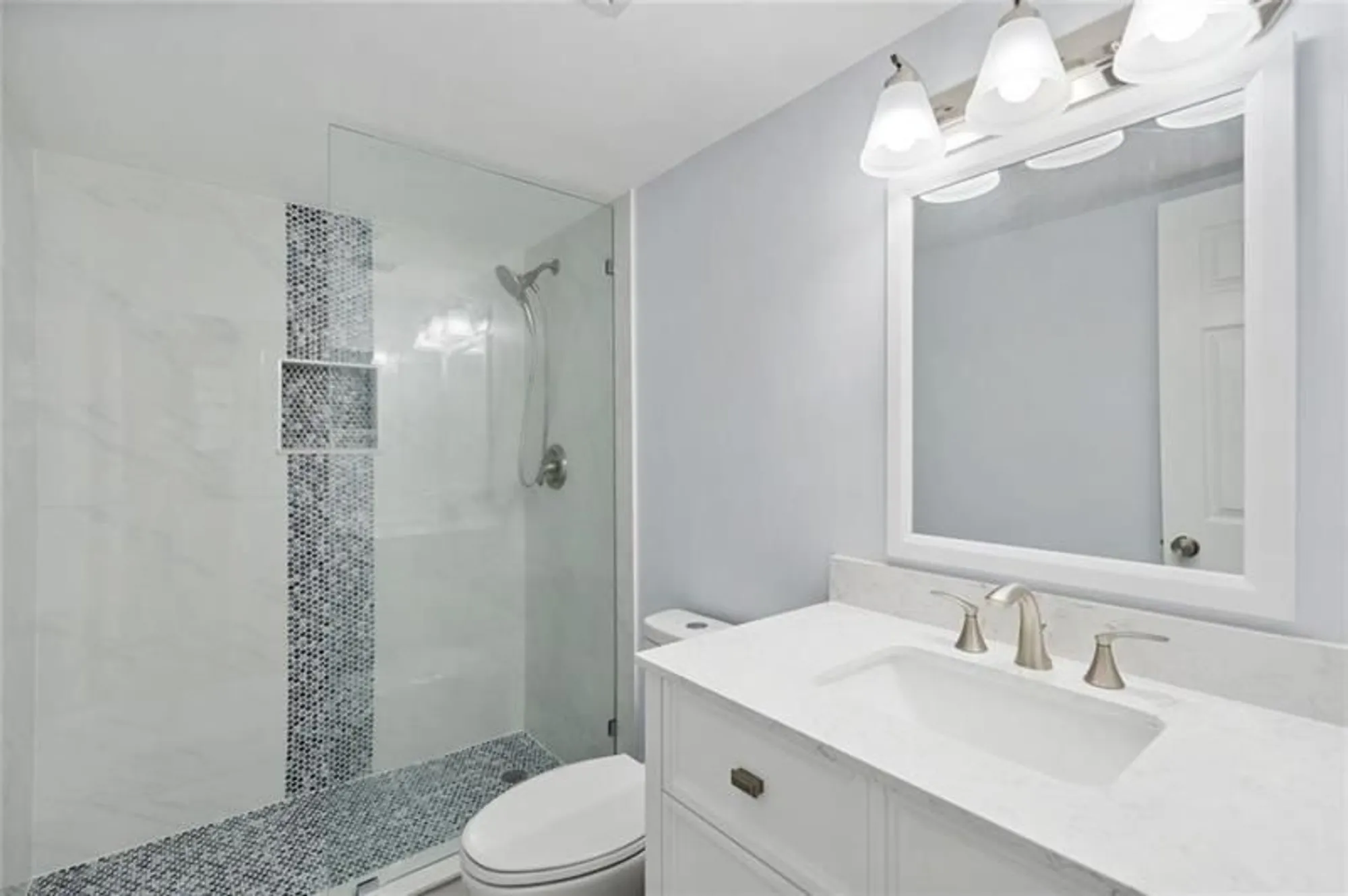 Property Slideshow image 13 of 31 | 2731 ne 14th street cswy apt 232, Pompano Beach, FL, 33062