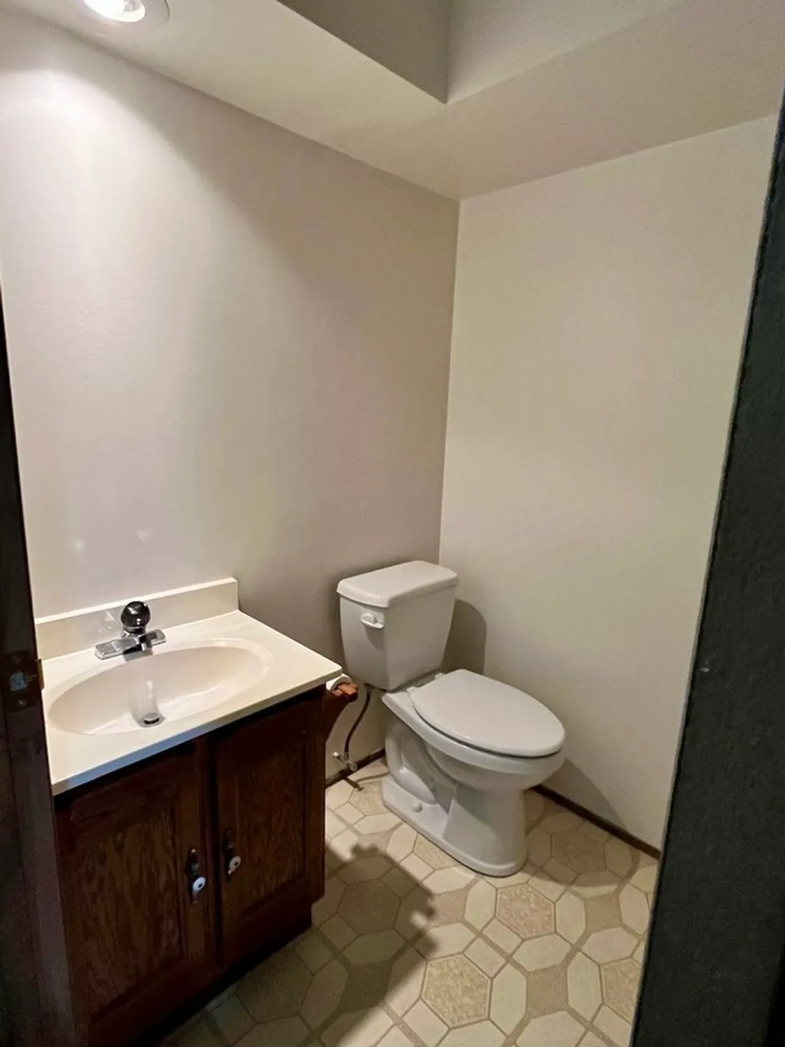 Property Slideshow image 27 of 43 | 315 bluff ct c, Lake Barrington, IL, 60010