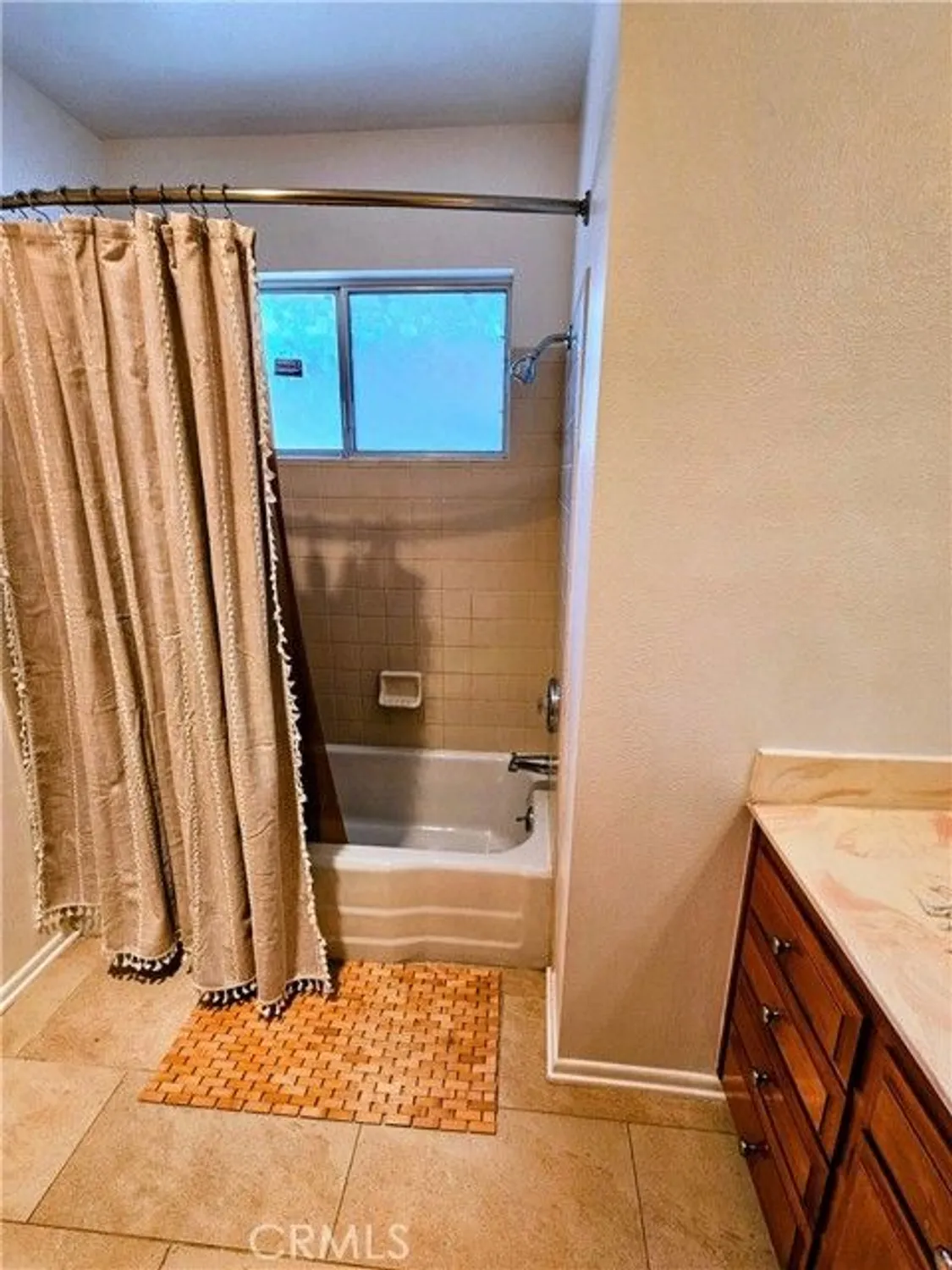 Property Slideshow image 13 of 21 | 1580 w whittier ave, Hemet, CA, 92543