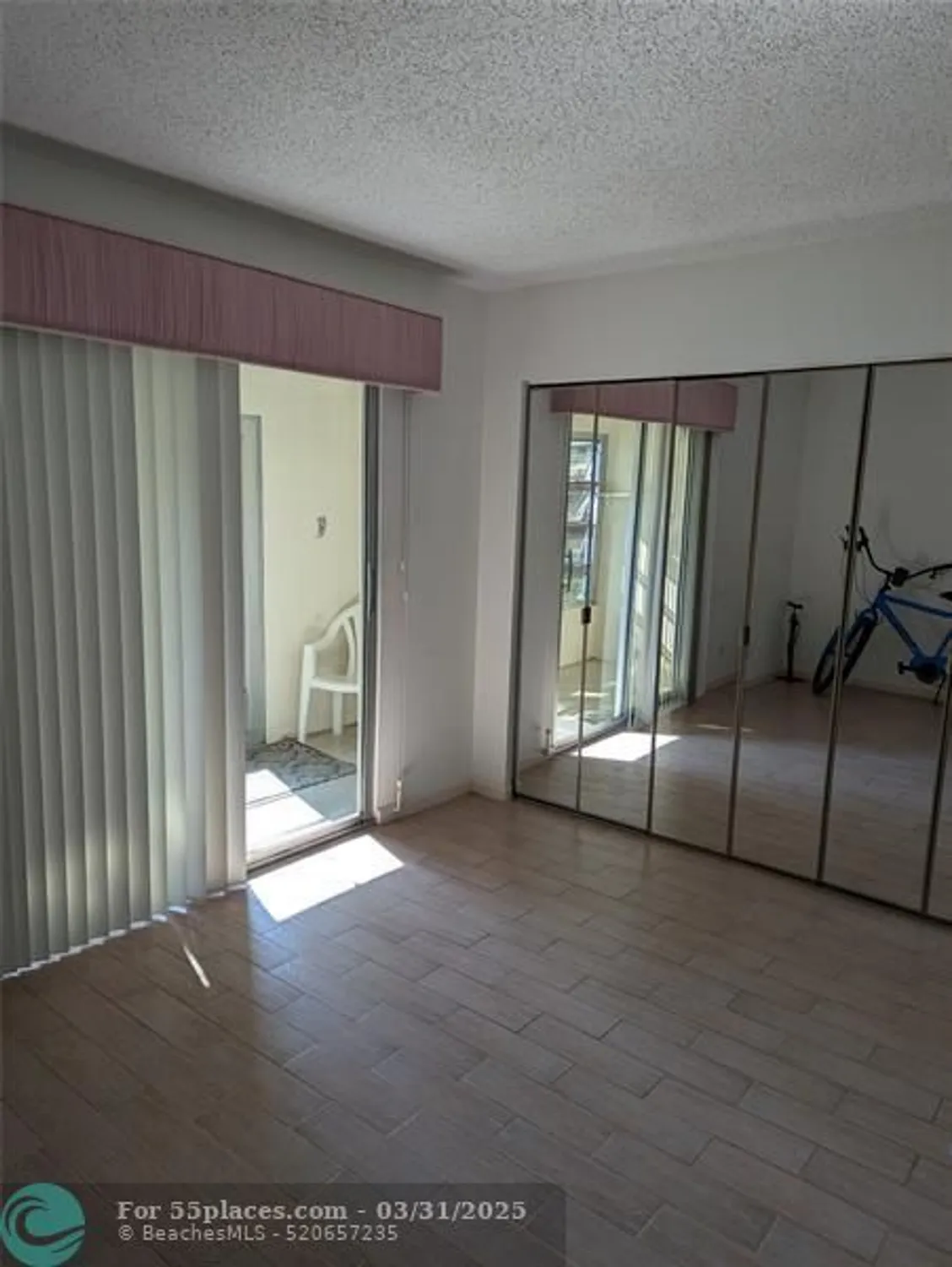 Property Slideshow image 14 of 32 | 190 oakridge m # 190, Deerfield Beach, FL, 33442