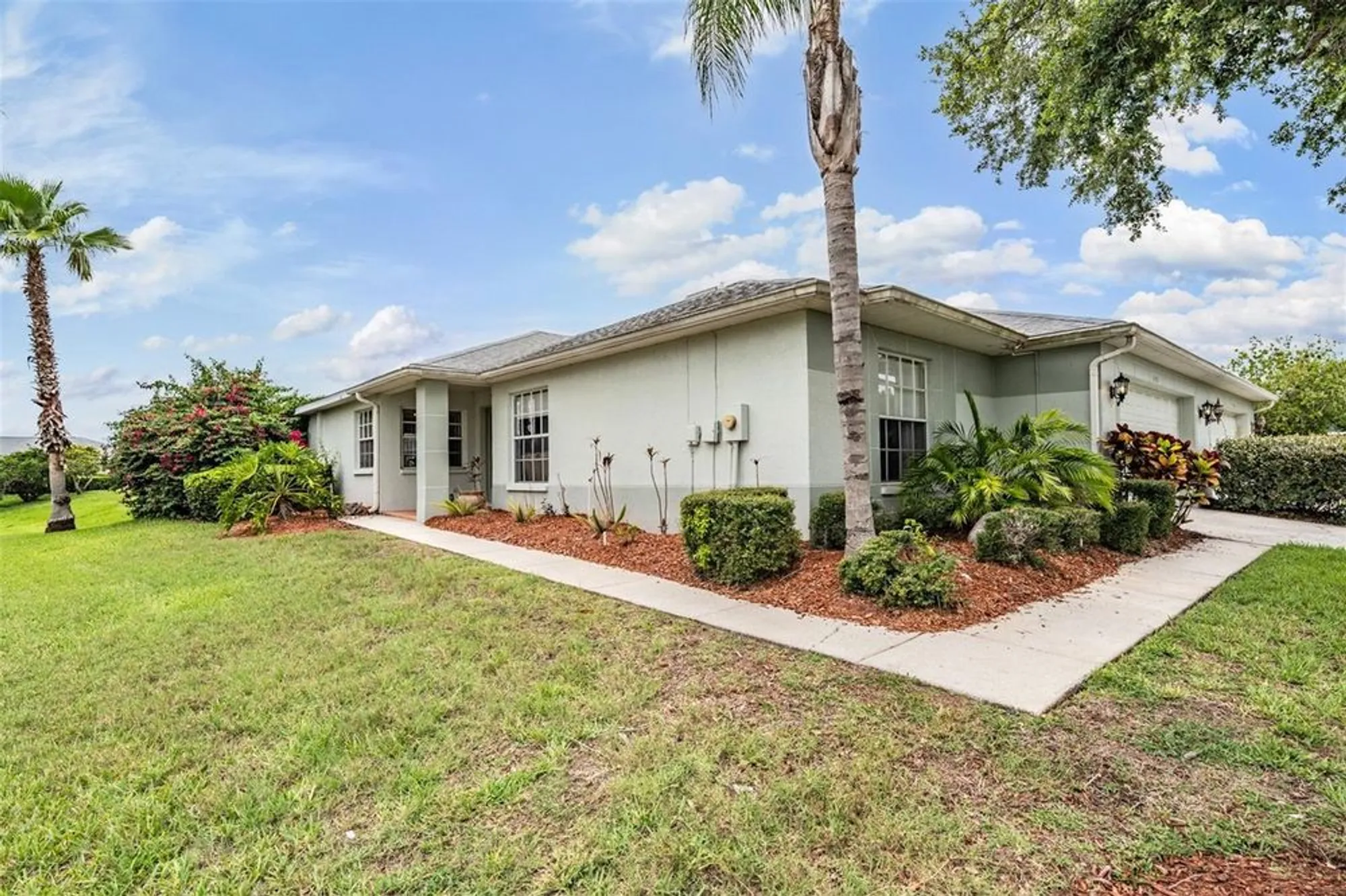 Property Slideshow image 12 of 85 | 29312 marker loop, San Antonio, FL, 33576
