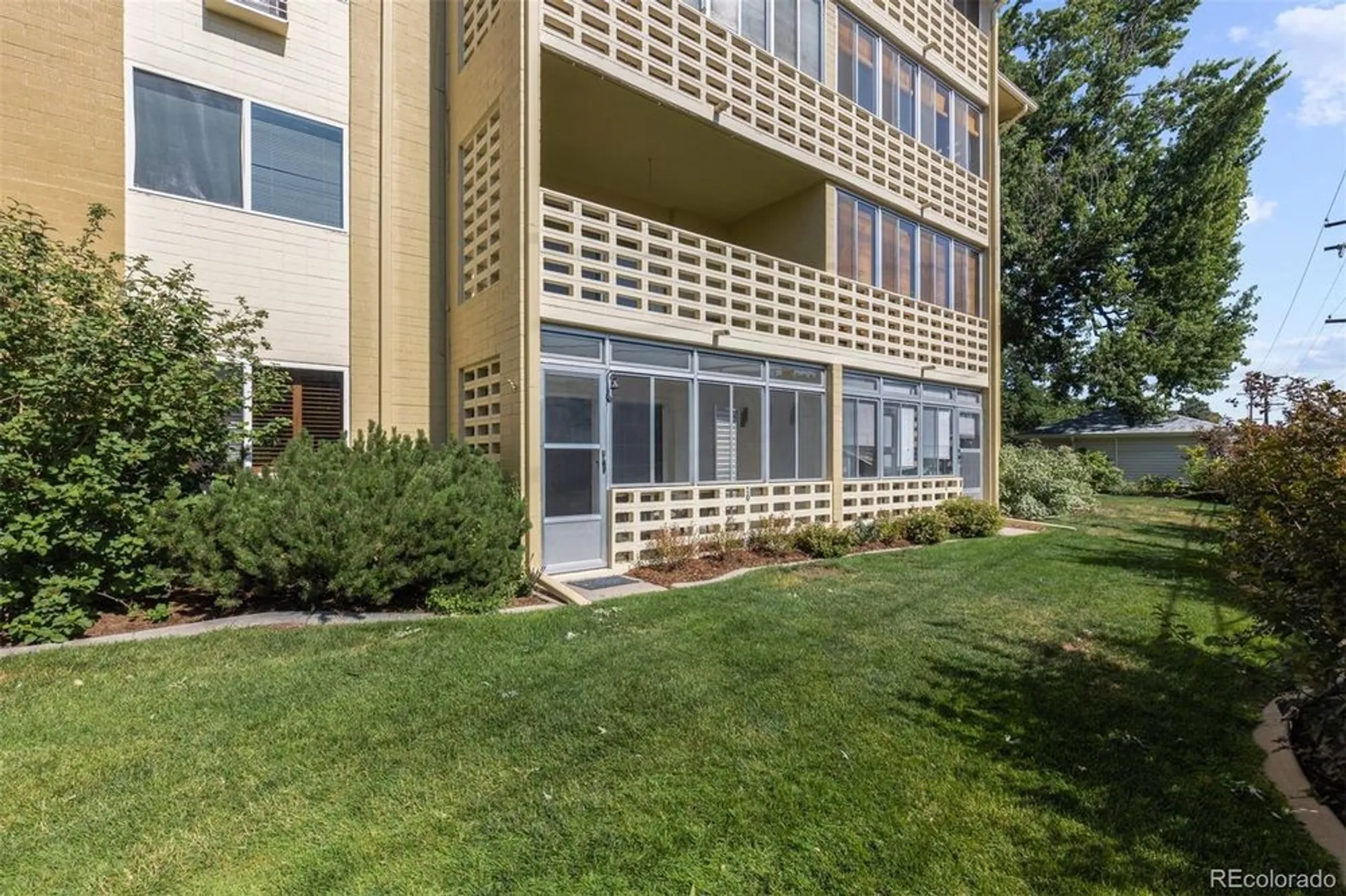 Property Slideshow image 28 of 40 | 610 s clinton st apt 10a, Denver, CO, 80247