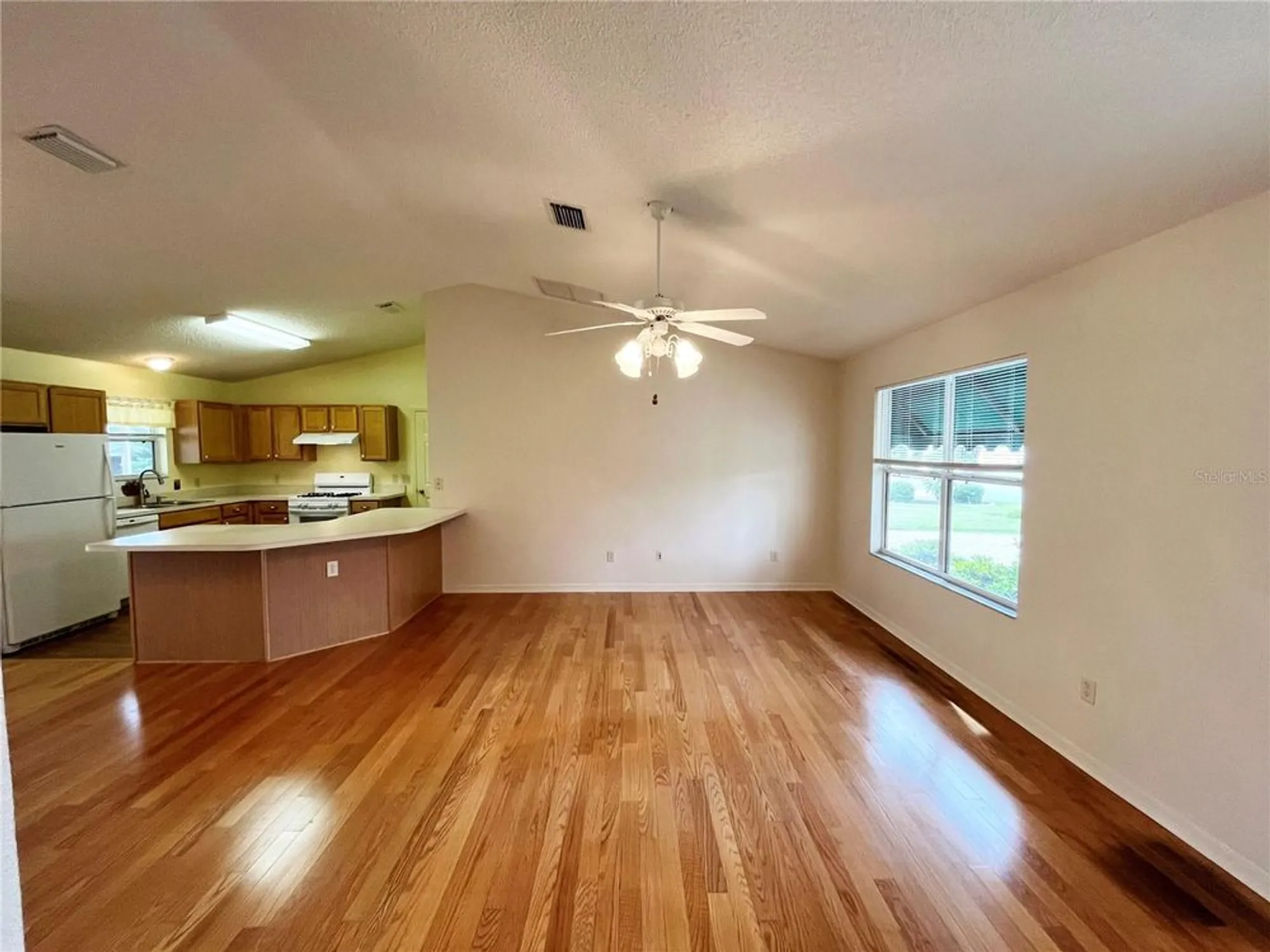 Property Slideshow image 9 of 24 | 9230 se 179th wesley st, The Villages, FL, 32162
