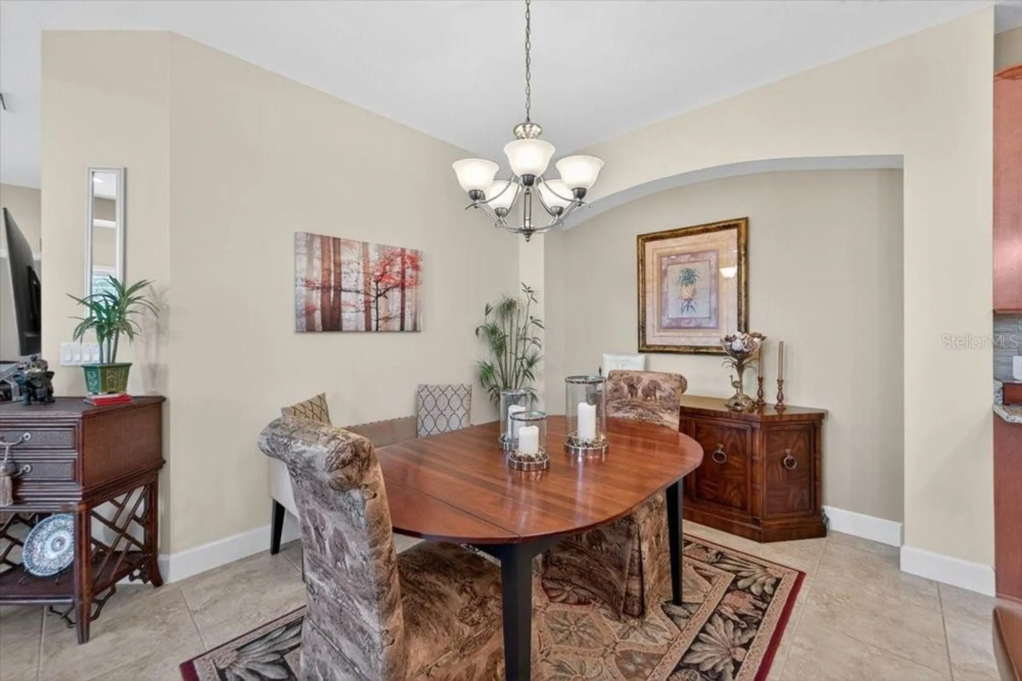 Property Slideshow image 11 of 66 | 821 chipper dr, Sun City Center, FL, 33573