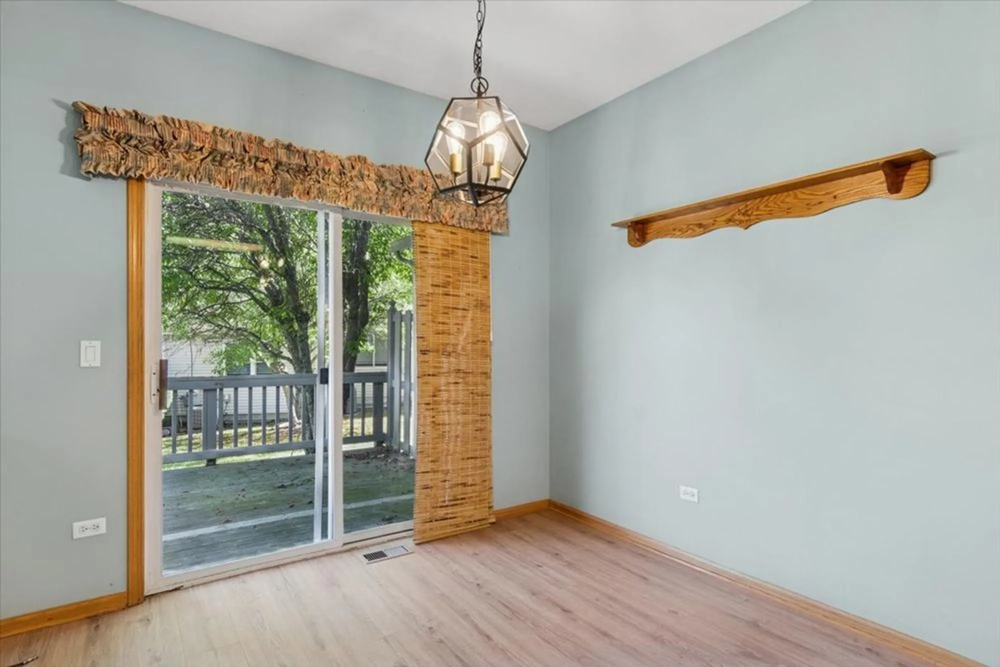 Property Slideshow image 11 of 20 | 20928 w spruce ln, Plainfield, IL, 60544