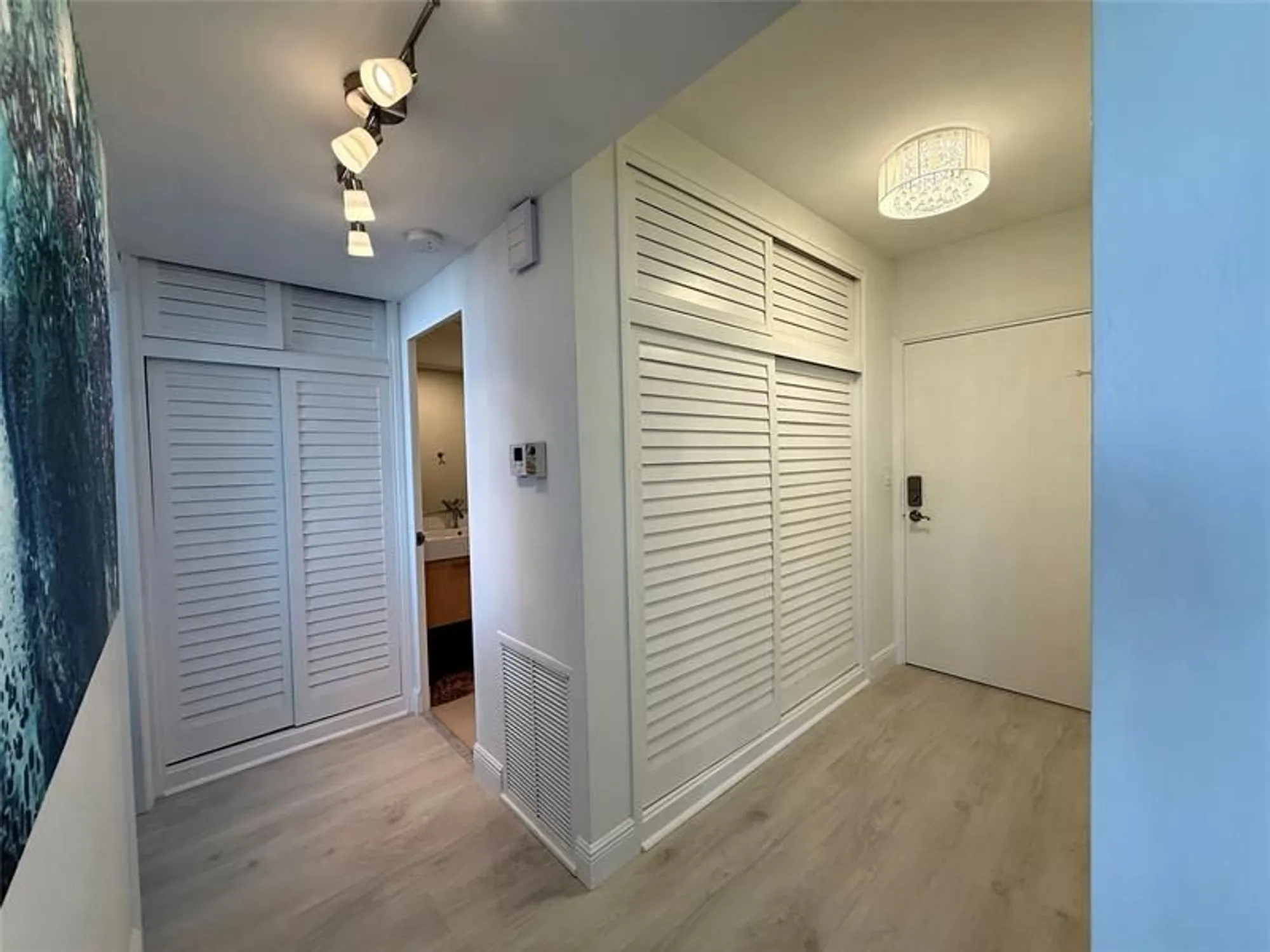 Property Slideshow image 9 of 31 | 3233 ne 34th st apt 1403, Fort Lauderdale, FL, 33308