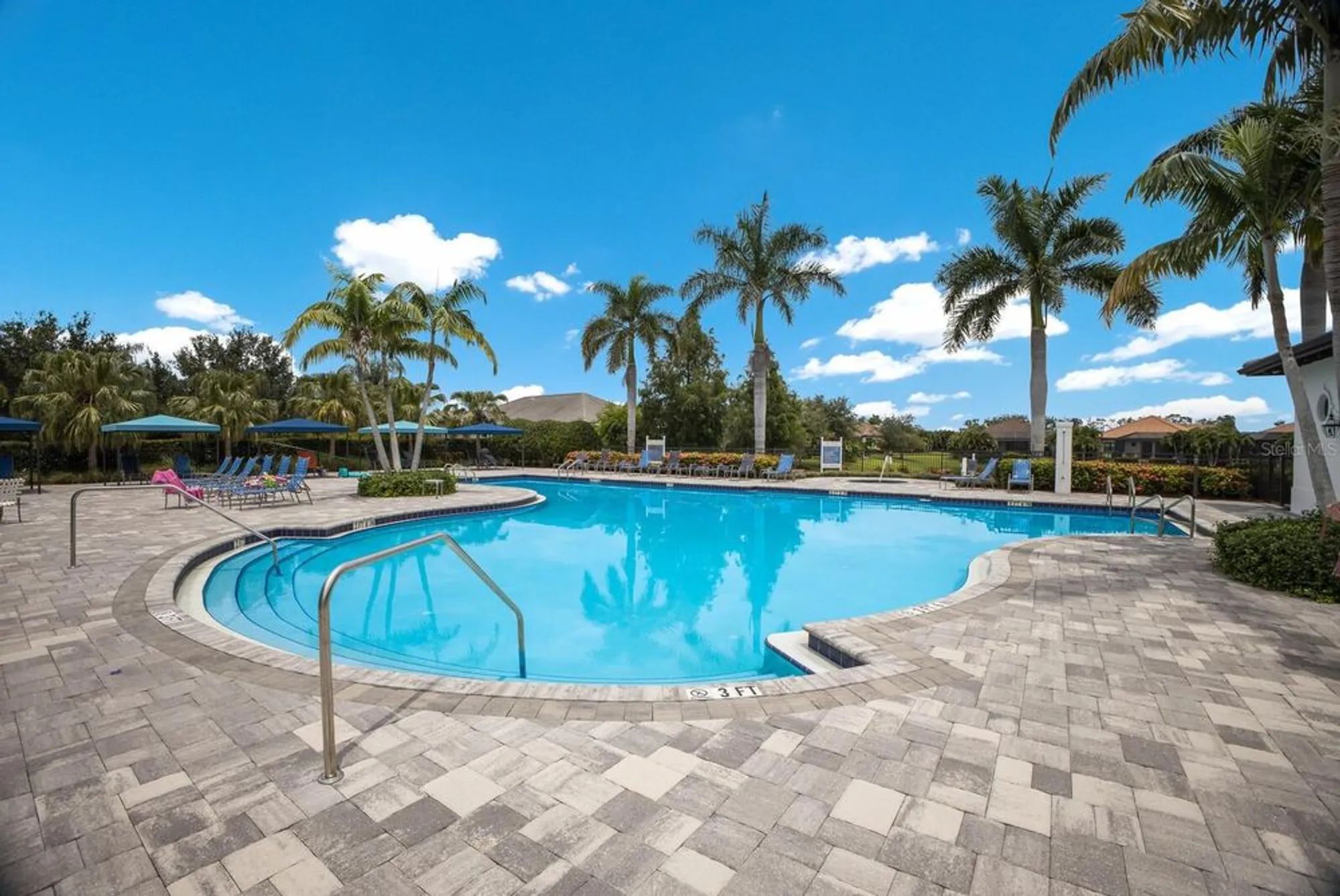 Property Slideshow image 40 of 59 | 2723 sapphire blue ln, Bradenton, FL, 34211