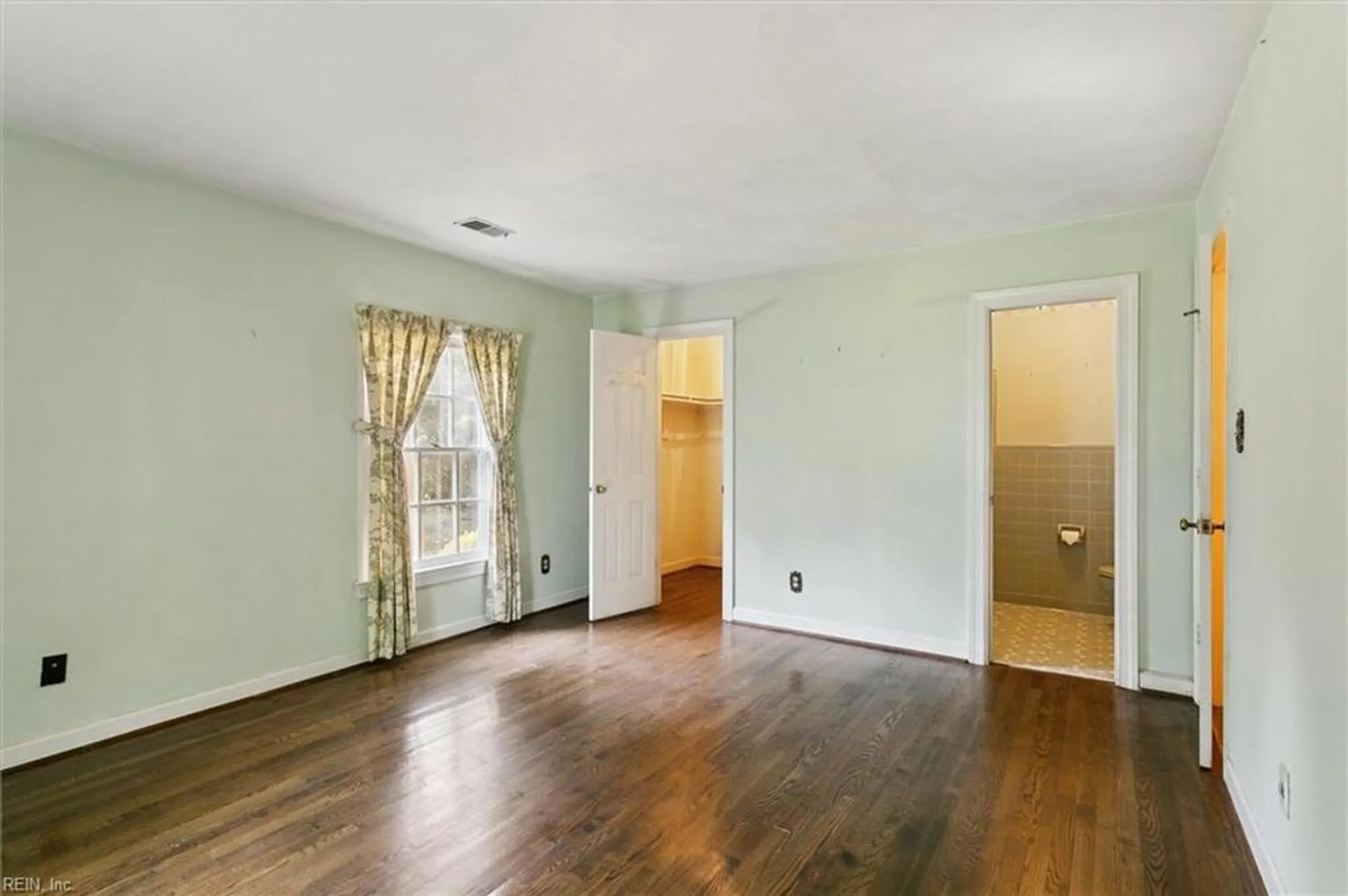 Property Slideshow image 25 of 36 | 5 hampton ky, Williamsburg, VA, 23185