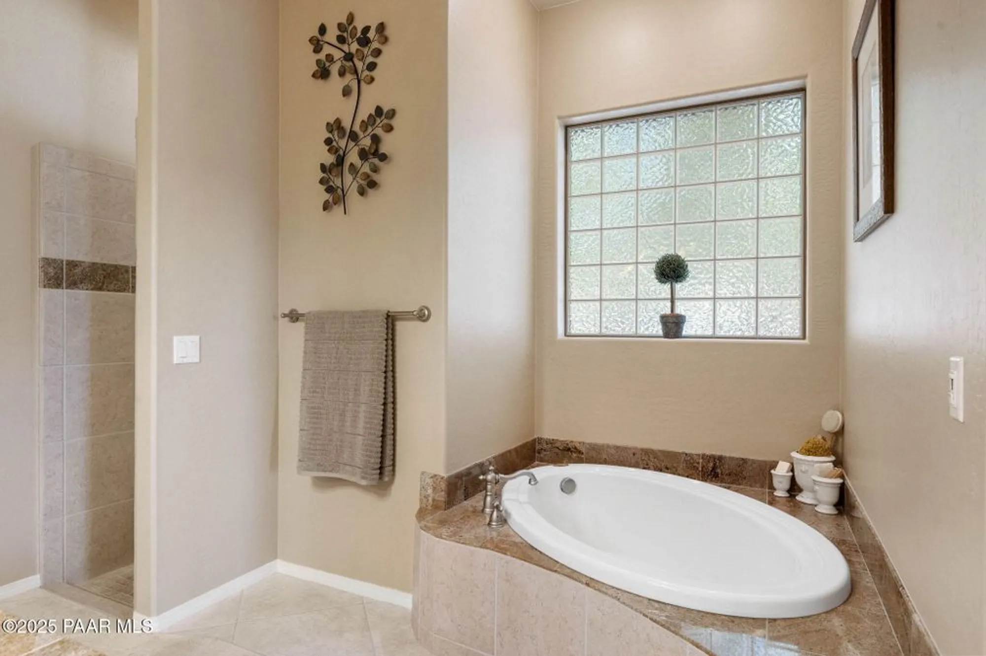 Property Slideshow image 32 of 63 | 1456 commonwealth st, Prescott, AZ, 86301