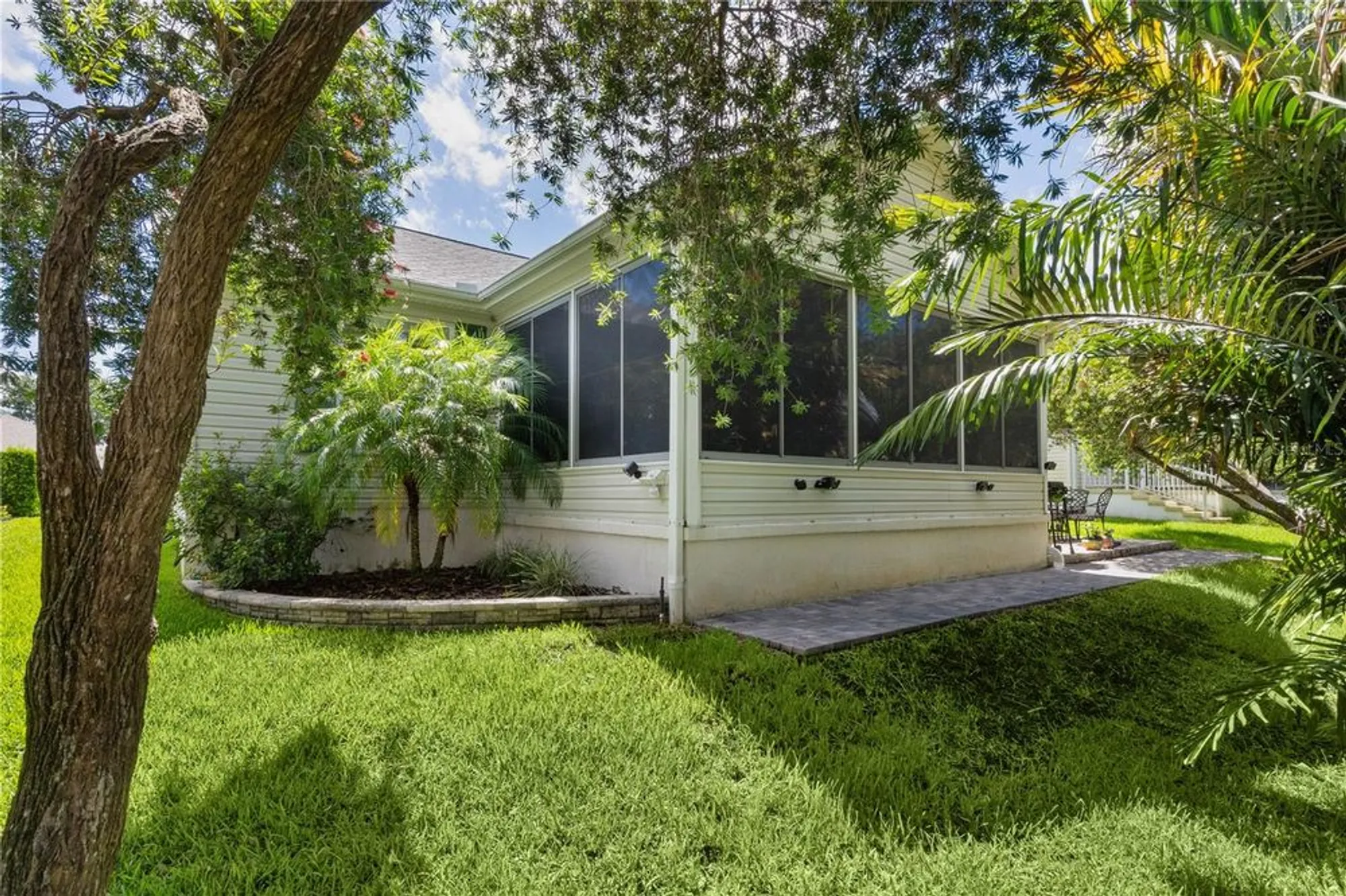 Property Slideshow image 32 of 39 | 17718 se 81st wynstone ave, The Villages, FL, 32162