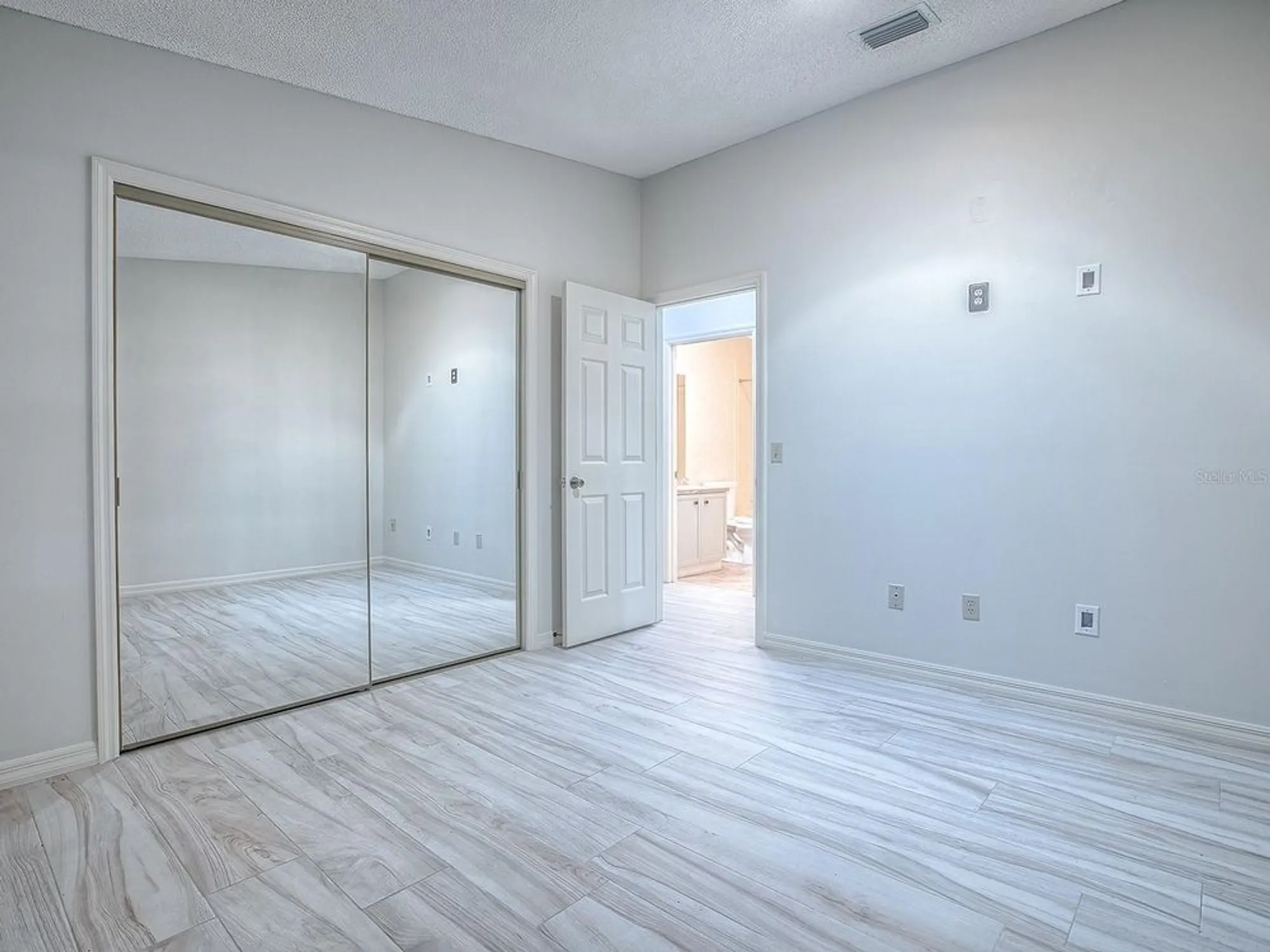 Property Slideshow image 23 of 44 | 1133 del toro dr, The Villages, FL, 32159