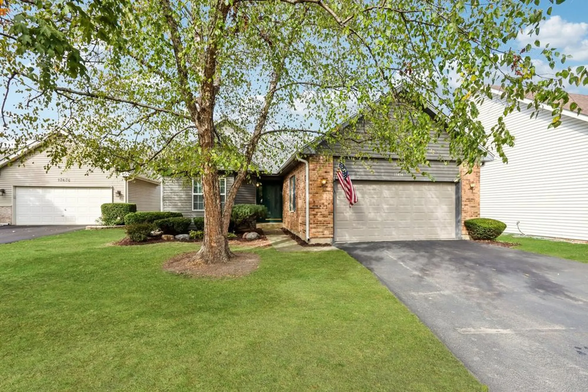 Property Slideshow image 1 of 39 | 13434 redberry cir, Plainfield, IL, 60544