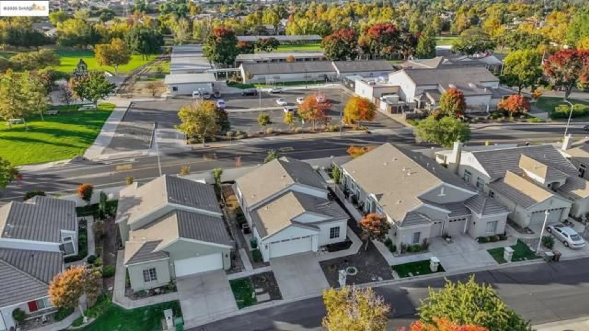 Property Slideshow image 34 of 44 | 1898 crispin dr, Brentwood, CA, 94513