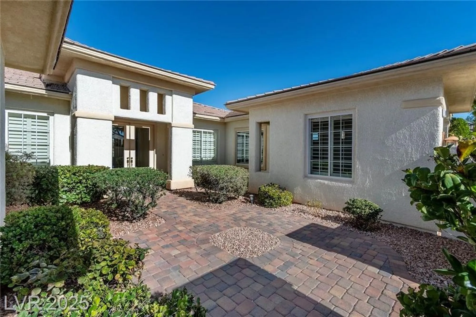 Property Slideshow image 6 of 84 | 10286 rio de thule ln, Las Vegas, NV, 89135