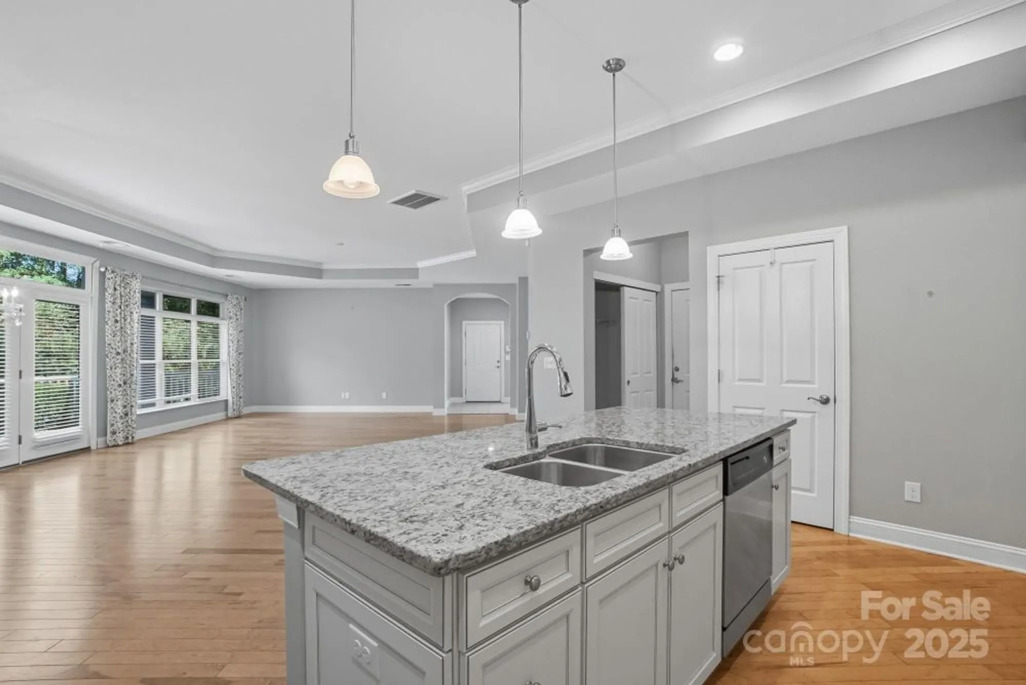 Property Slideshow image 16 of 42 | 2232 coltsview ln, Matthews, NC, 28105