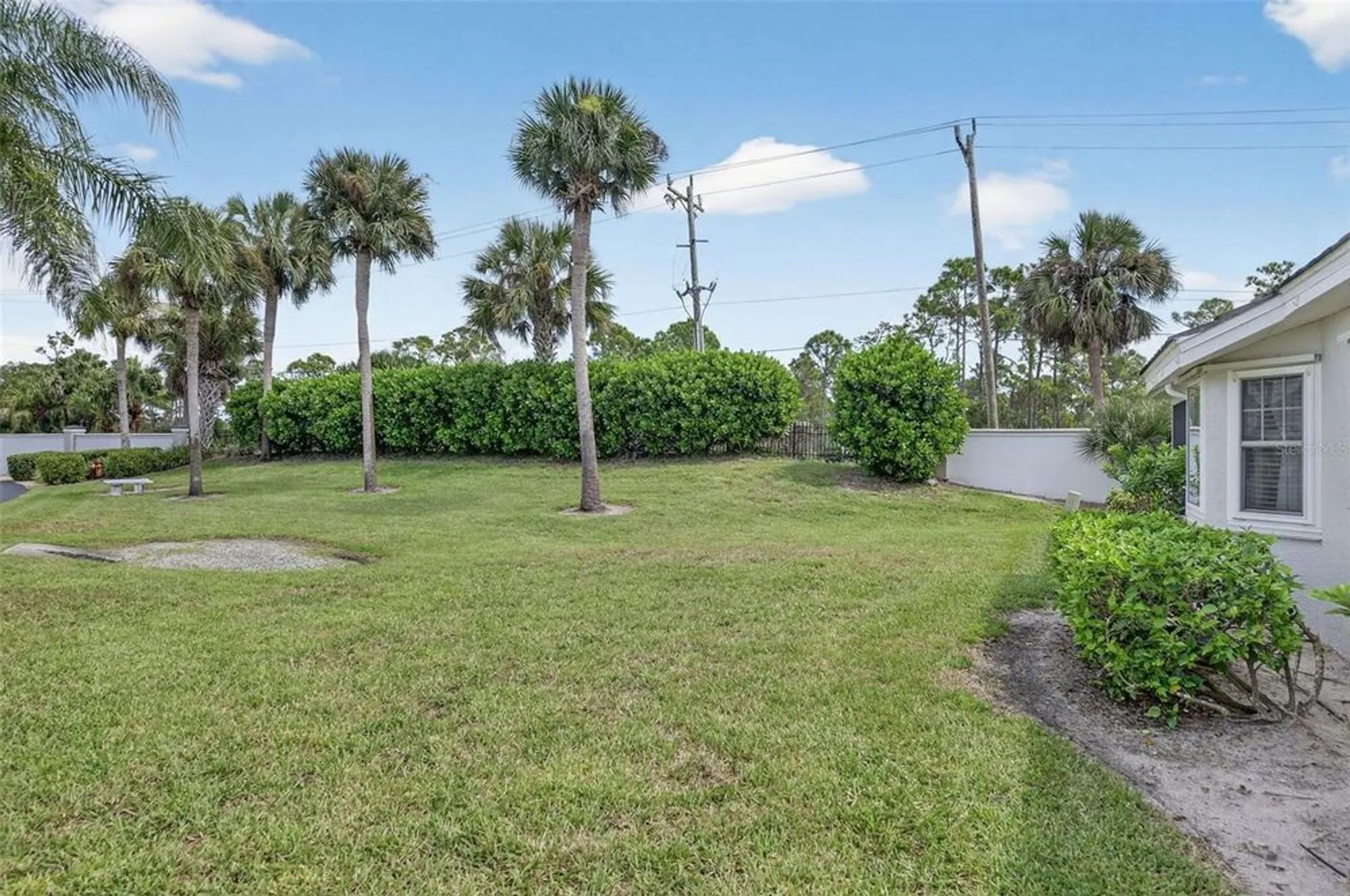 Property Slideshow image 9 of 75 | 2070 king tarpon dr, Punta Gorda, FL, 33955